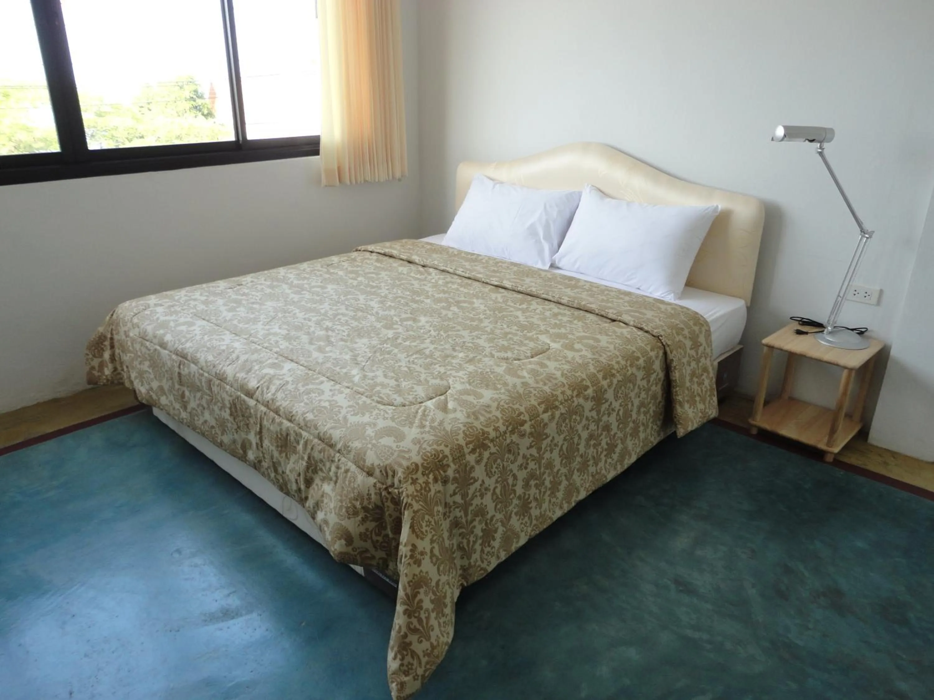 Bed in Pupha Mansion