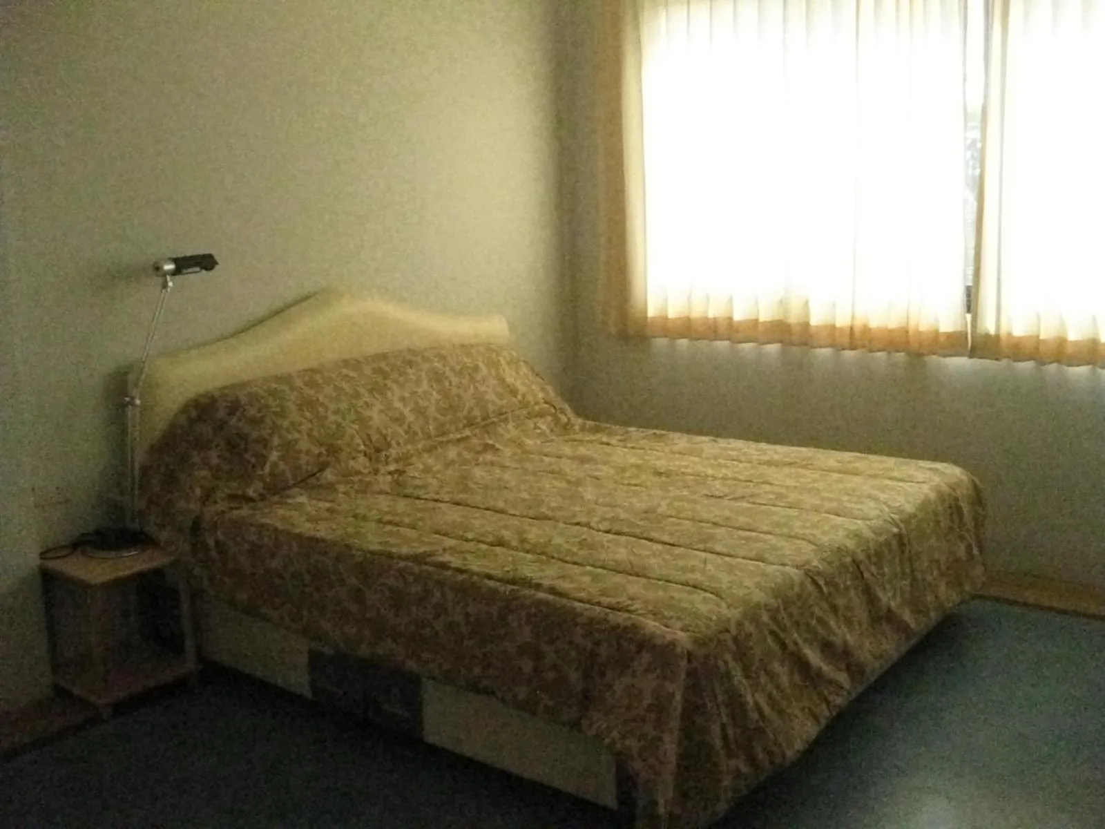 Bed in Pupha Mansion