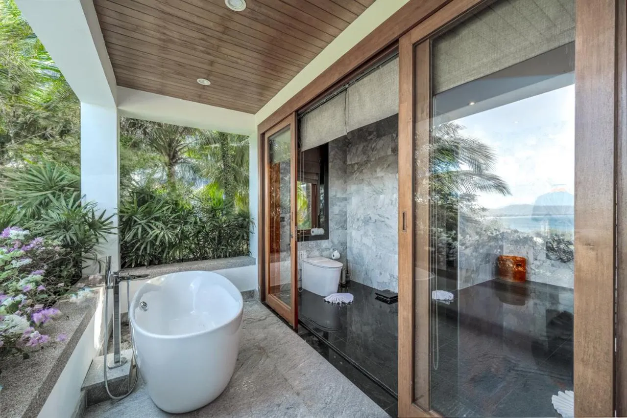 Bath in Baan Phu Prana Boutique Villa