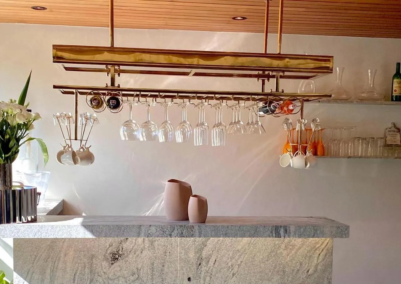 Lounge or bar in Baan Phu Prana Boutique Villa