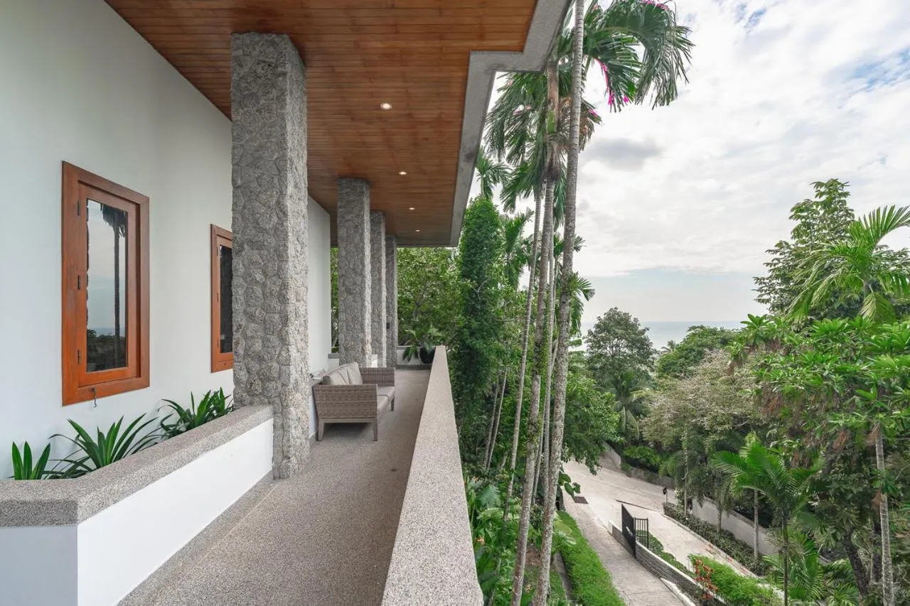 Garden in Baan Phu Prana Boutique Villa