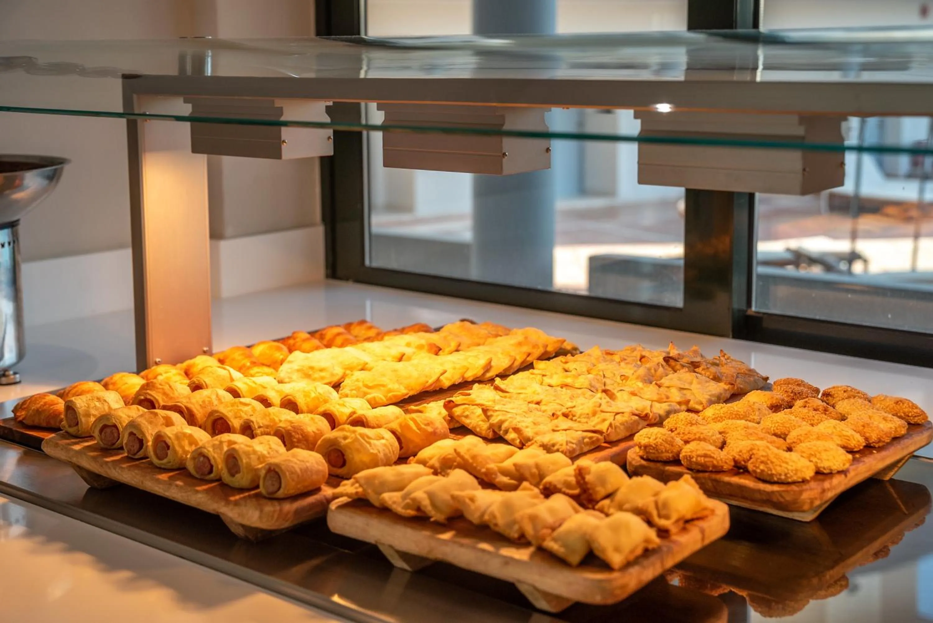 Food and drinks in Christina Beach Hotel