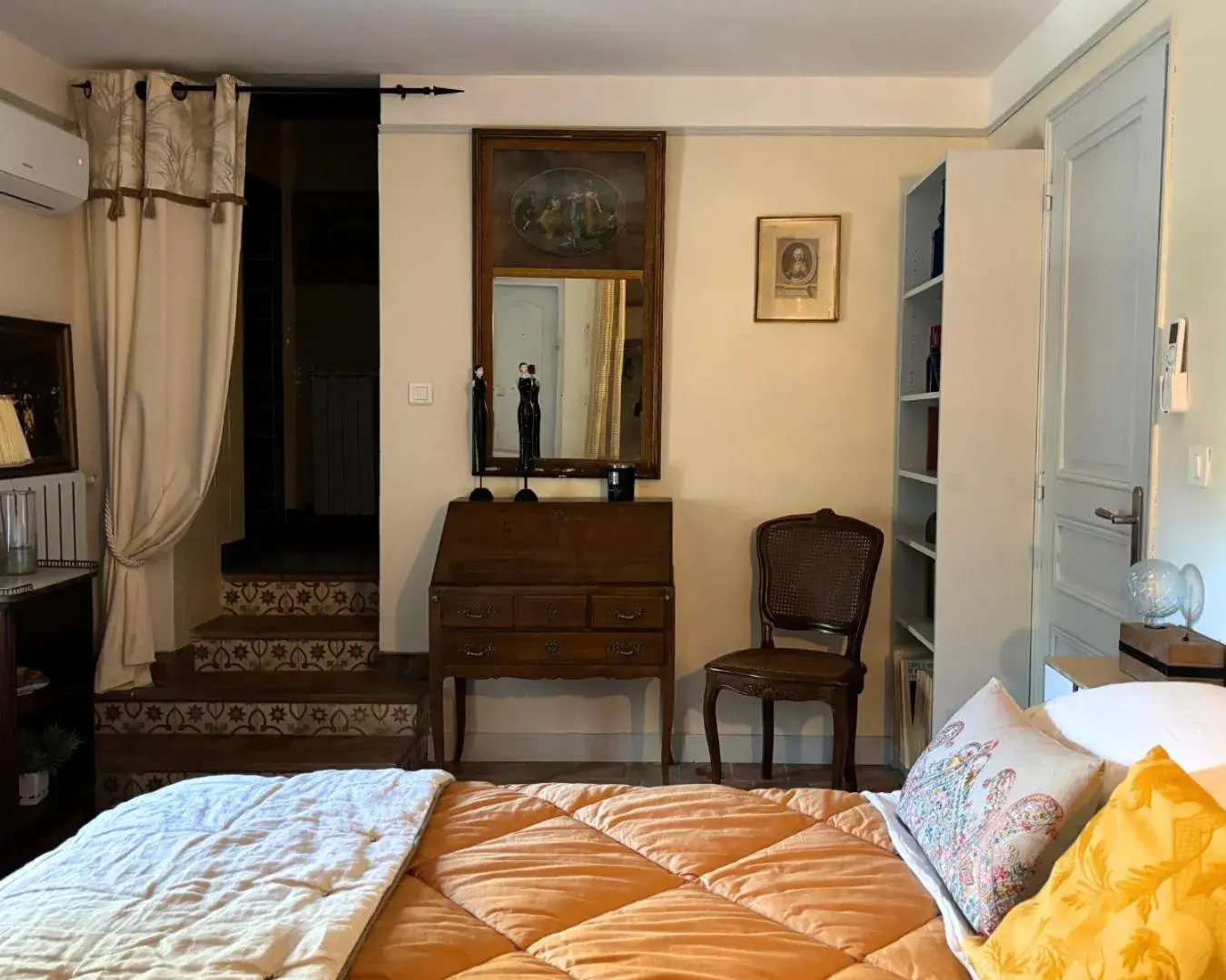 Double Room with Private Bathroom in Domaine du Commandeur Double Room with Private Bathroom in Domaine du Commandeur