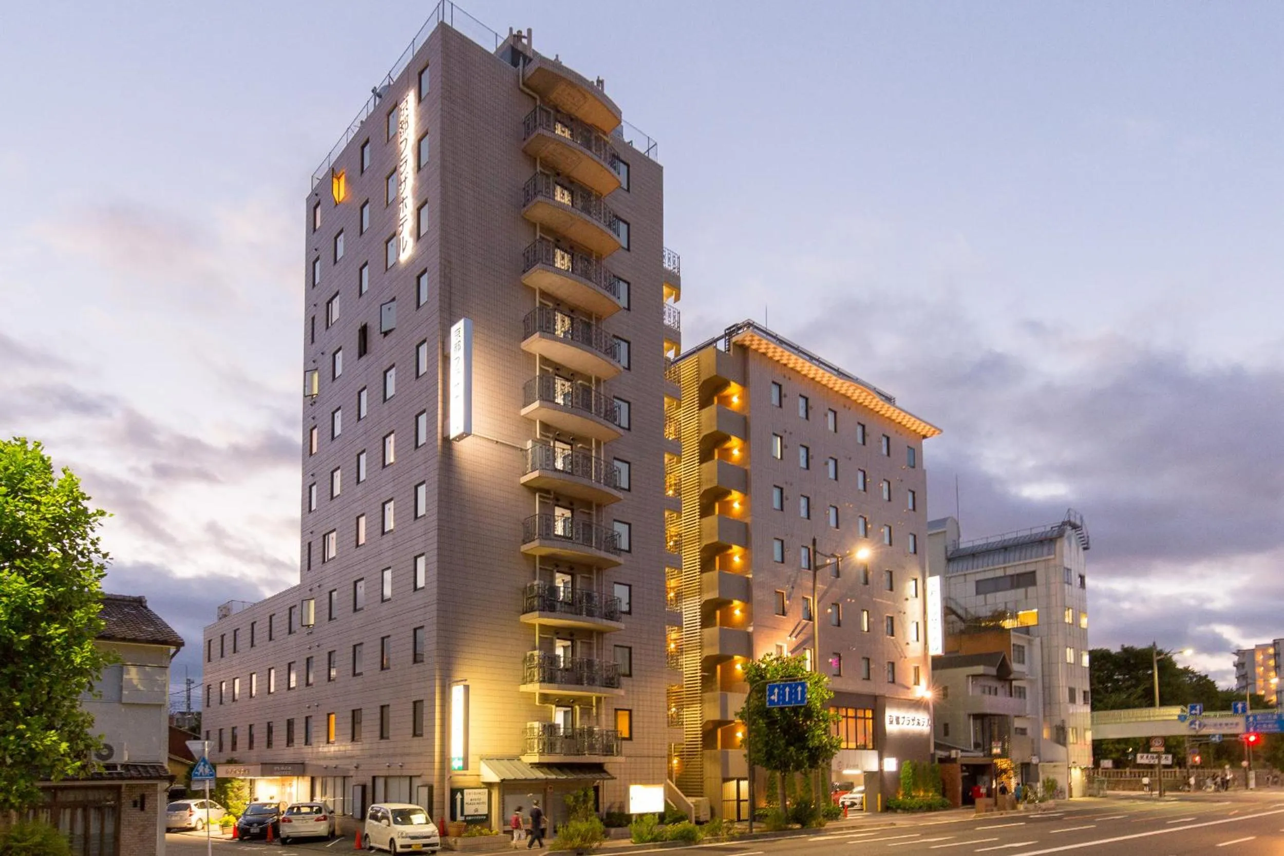 Facade/entrance in Kyoto Plaza Hotel