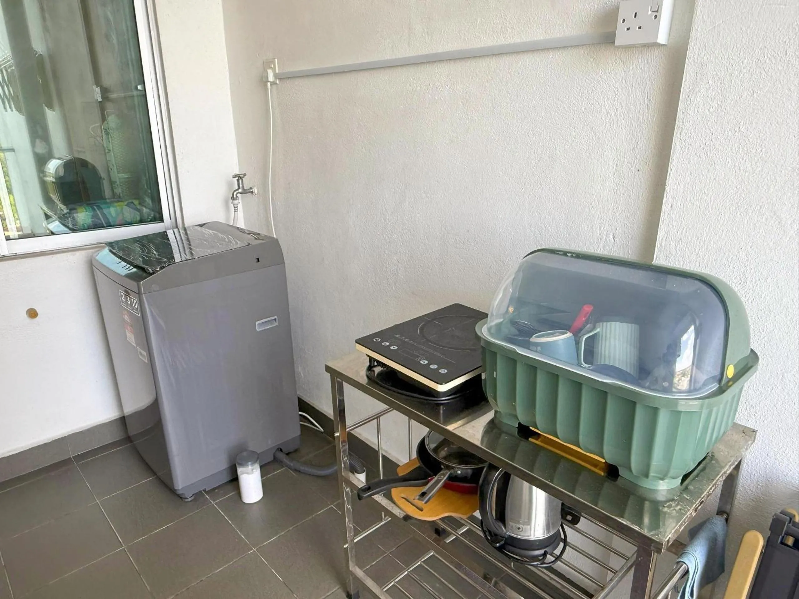 Kitchen or kitchenette in Taiping Centre Point Suite 7 by BWC