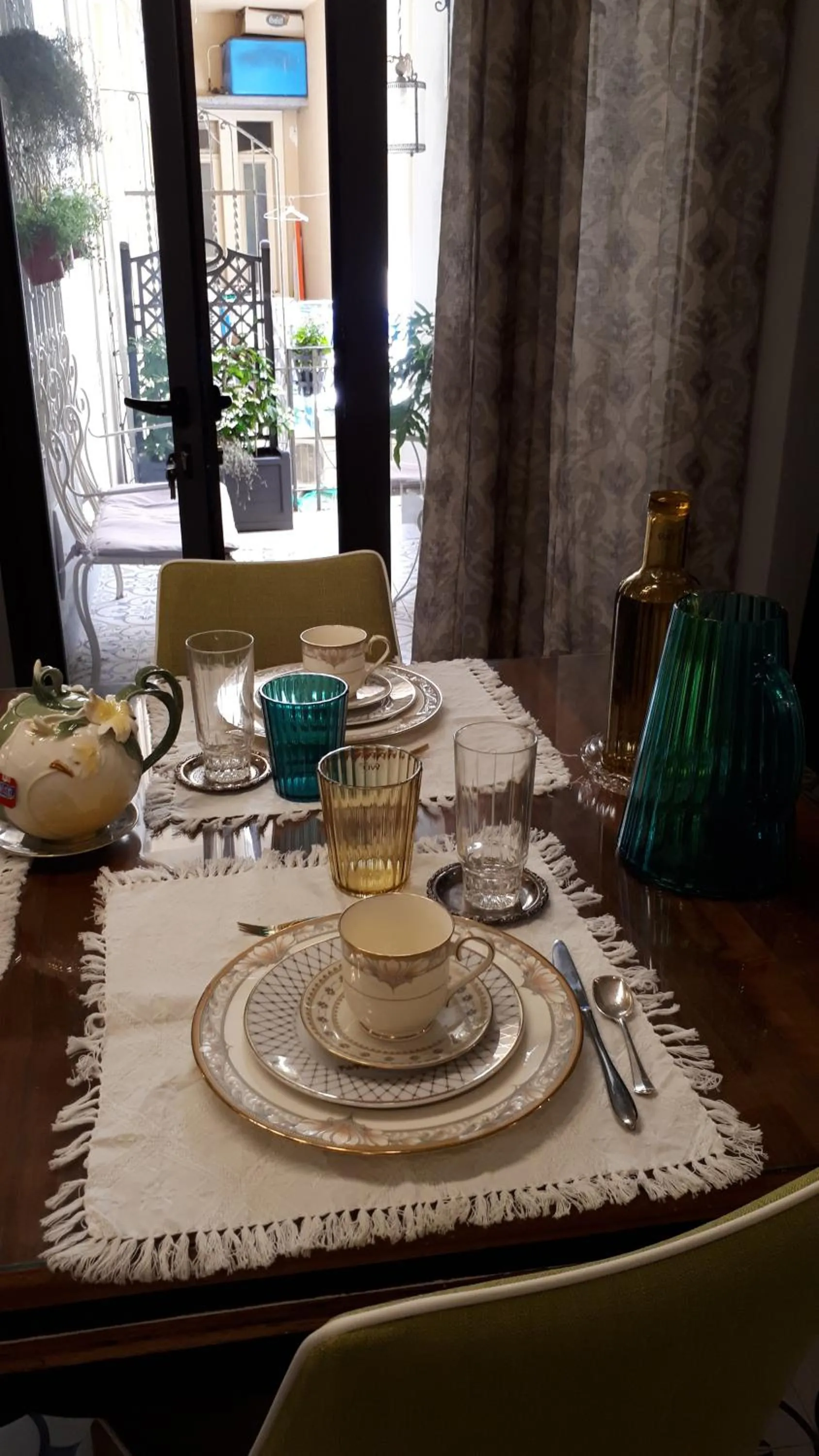 Coffee/tea facilities in Guest House 73