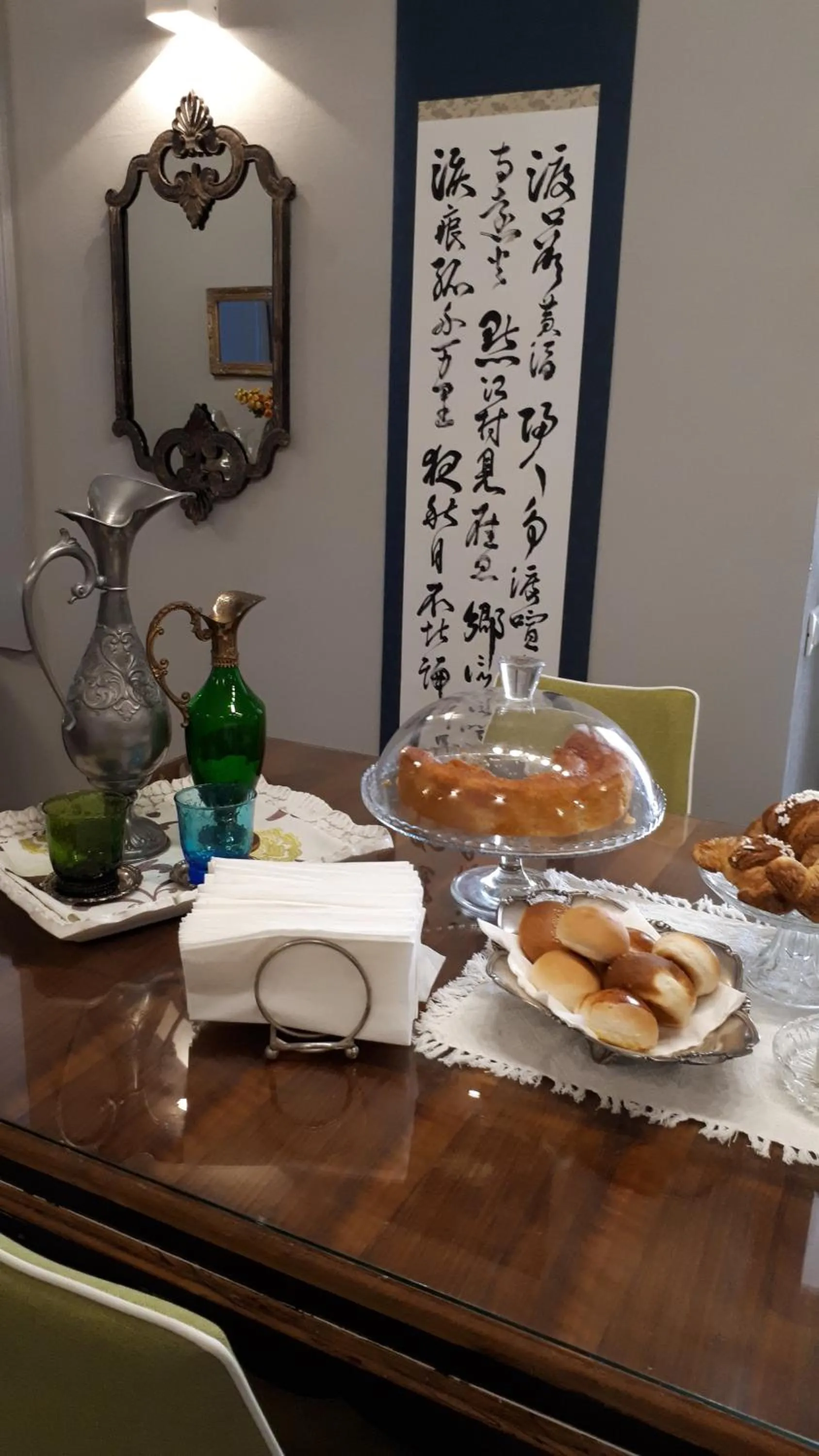 Breakfast in Guest House 73