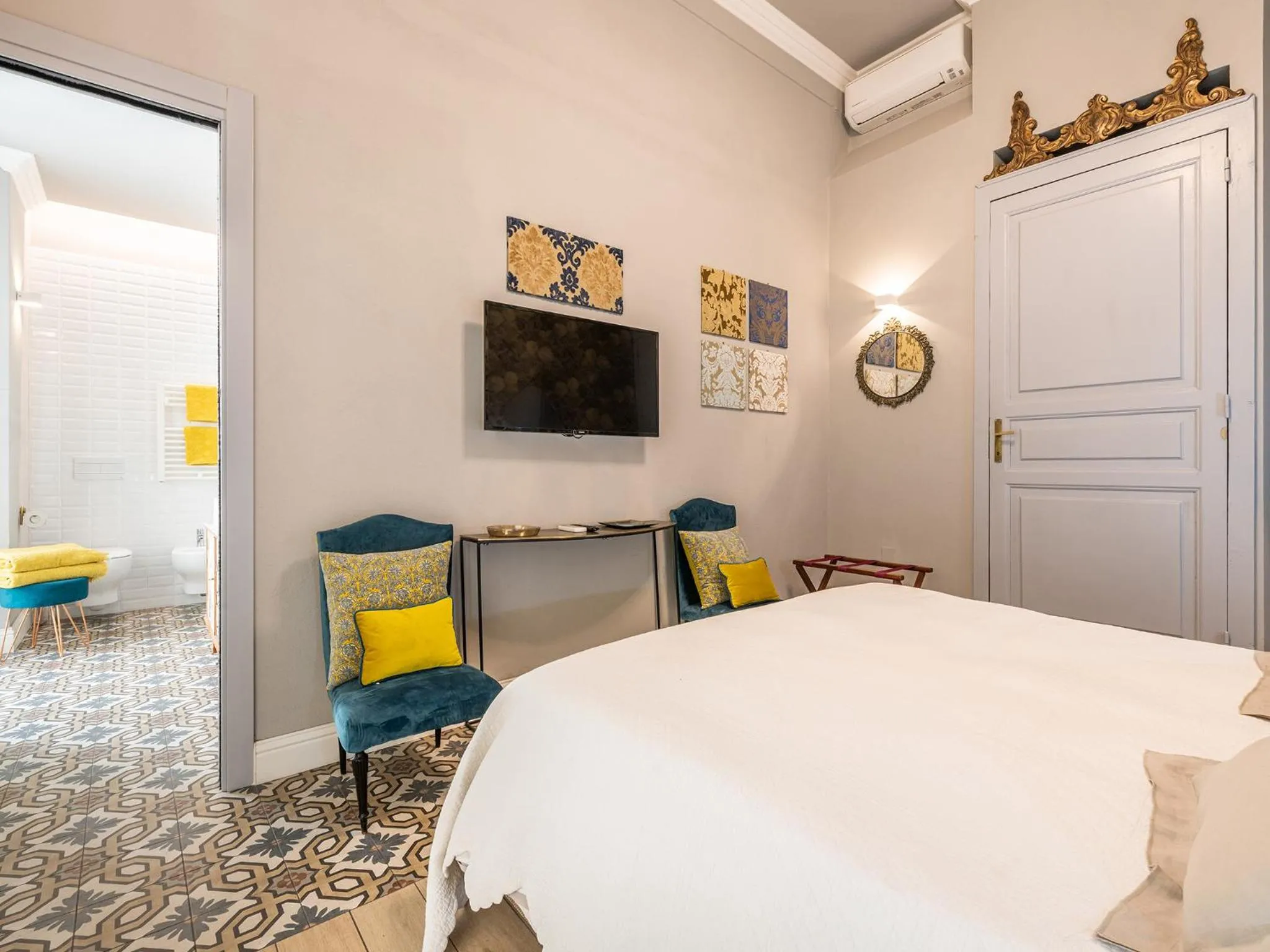 Photo of the whole room in Guest House 73