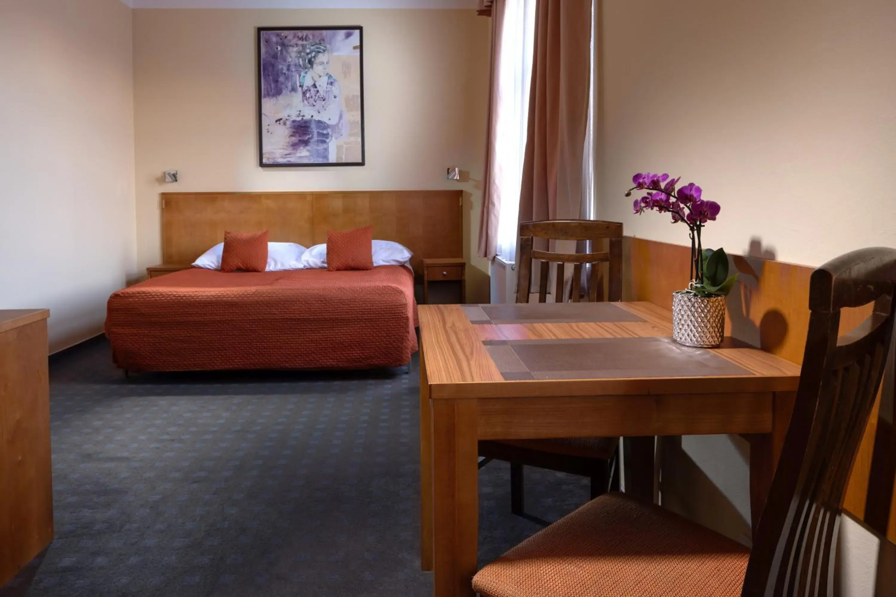 Bedroom, Bed in Anyday Apartments Bedroom, Bed in Anyday Apartments