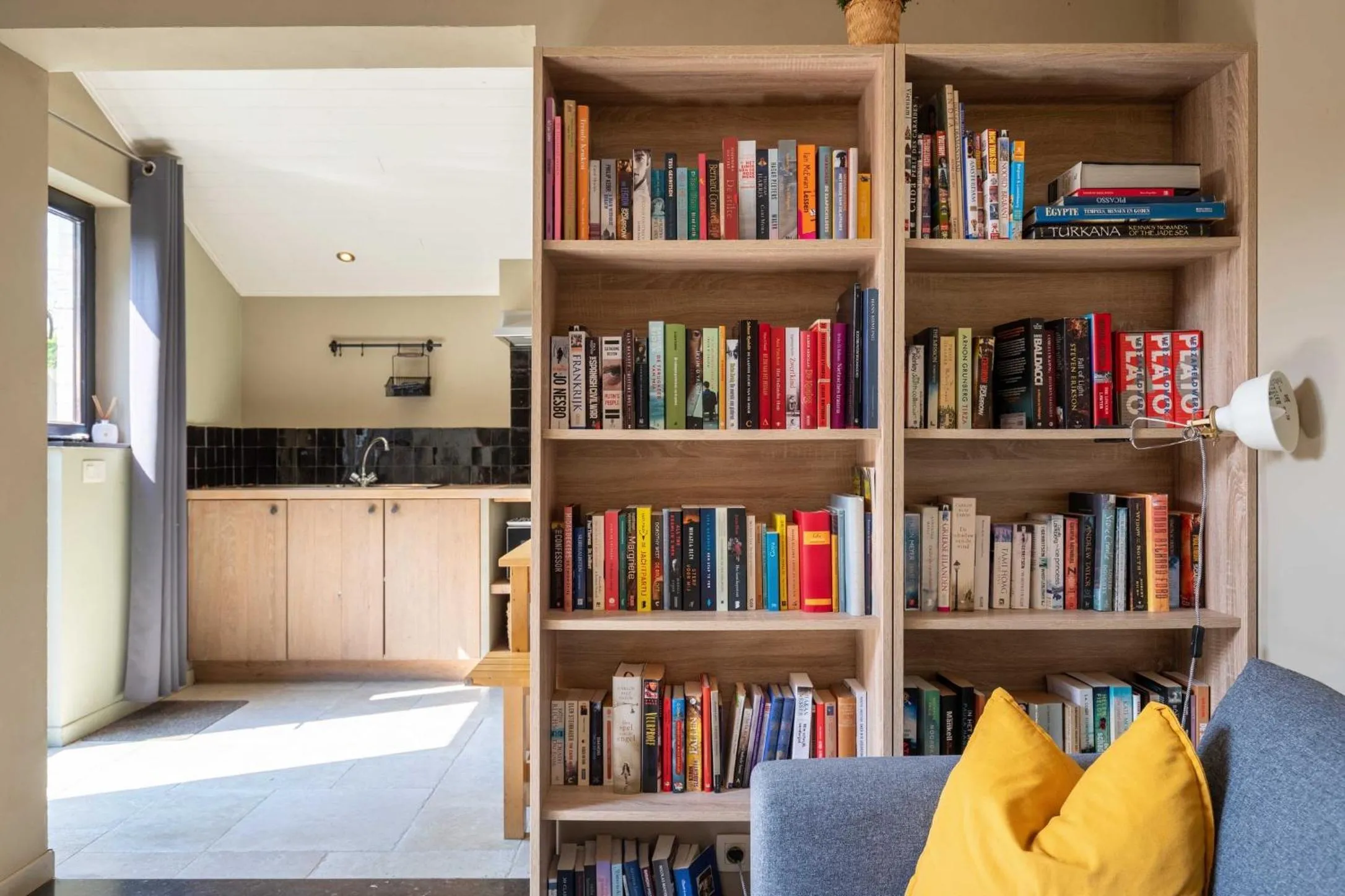 Library in Atlas Guesthouse