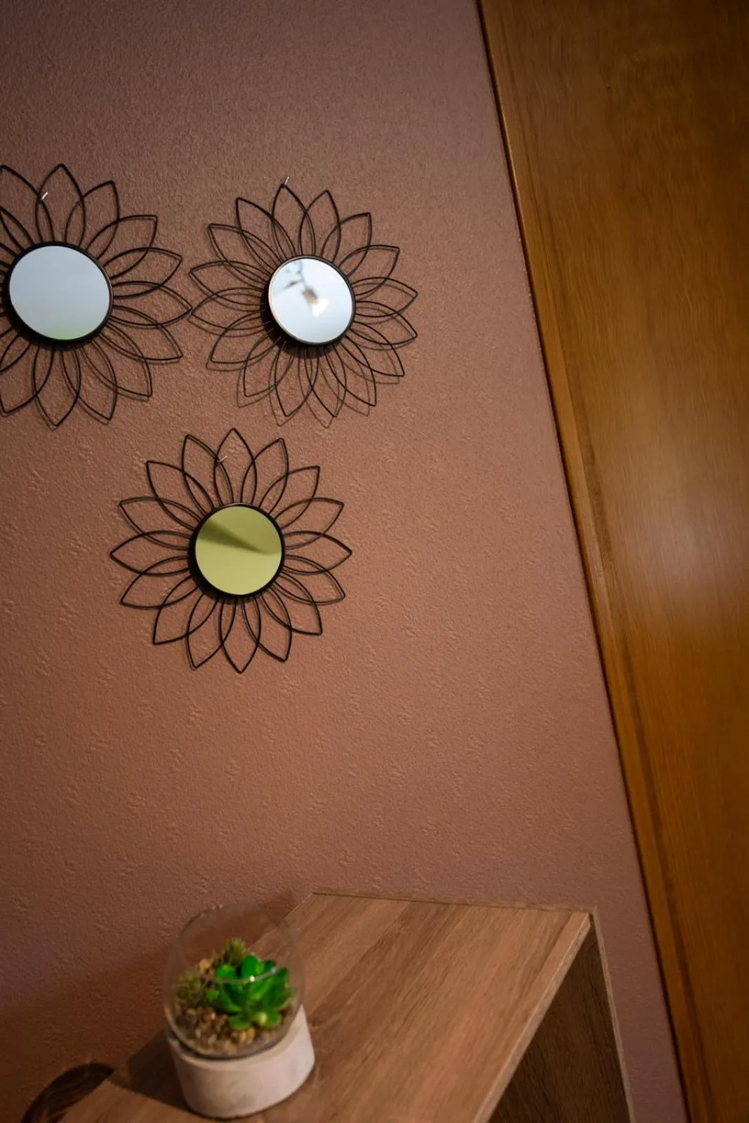 Decorative detail in Logis Hotel Restaurant L'Escapade