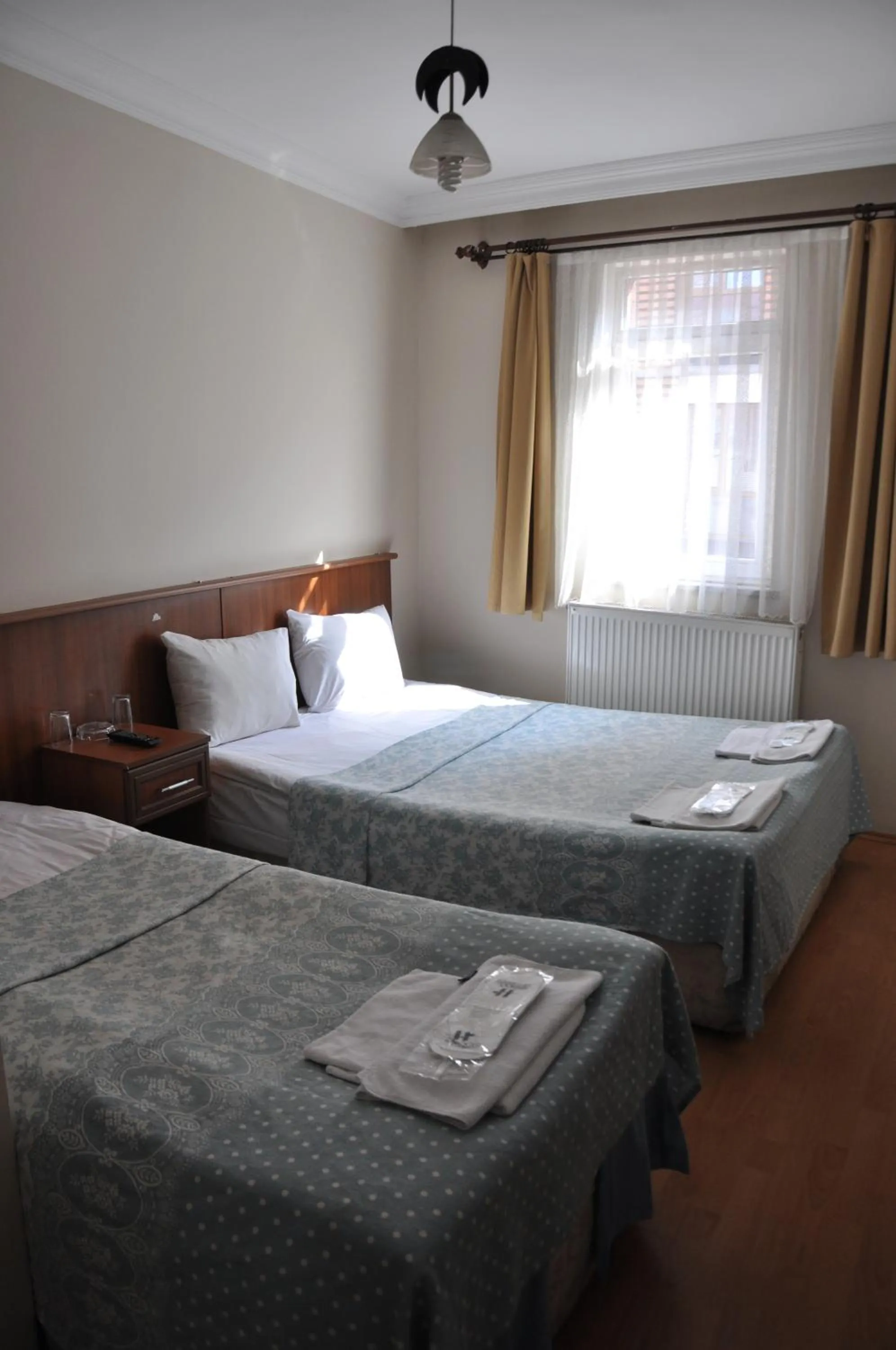 Bed in Hekimoğlu Hotel