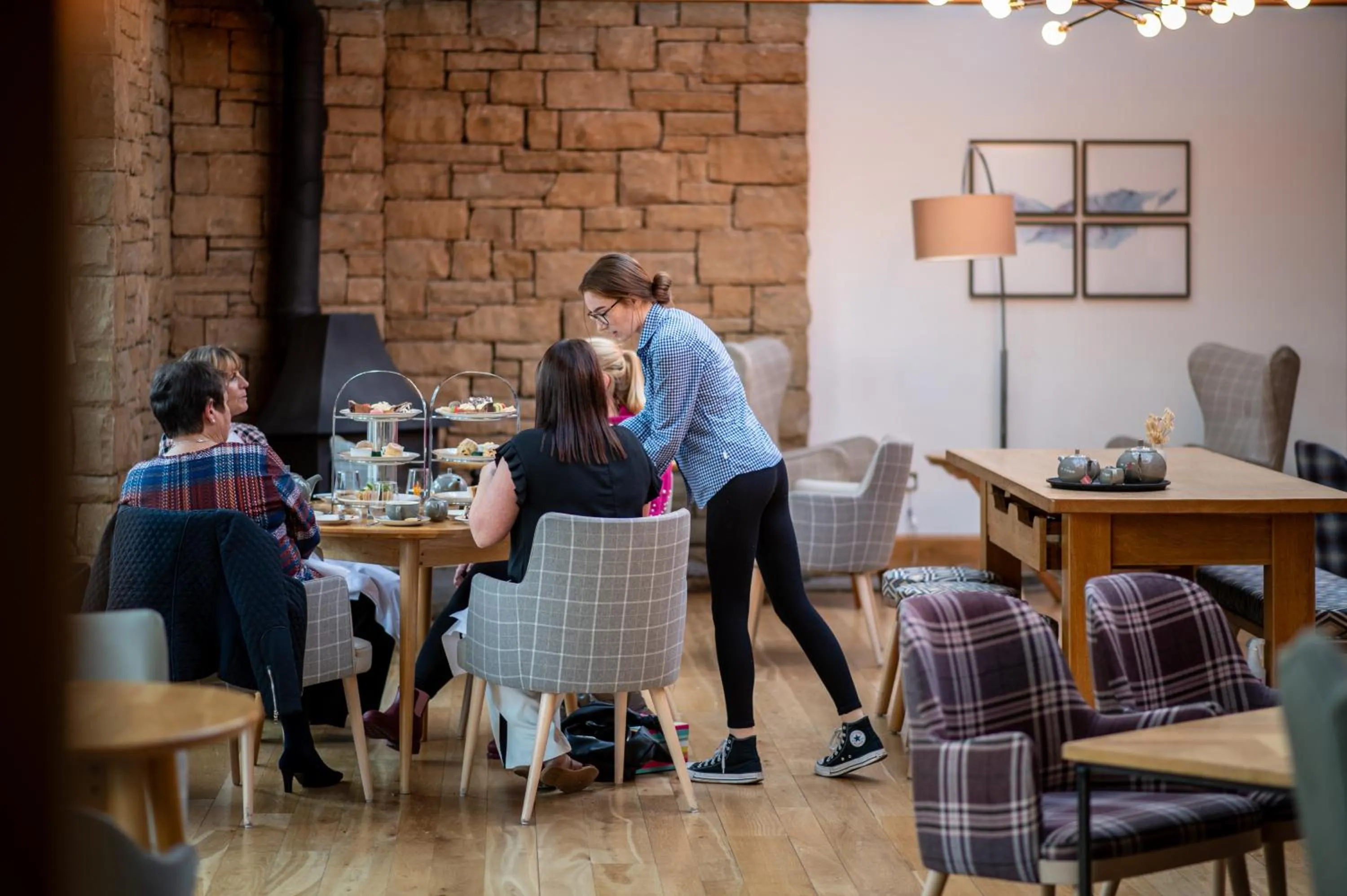 Restaurant/places to eat in North Lakes Hotel and Spa