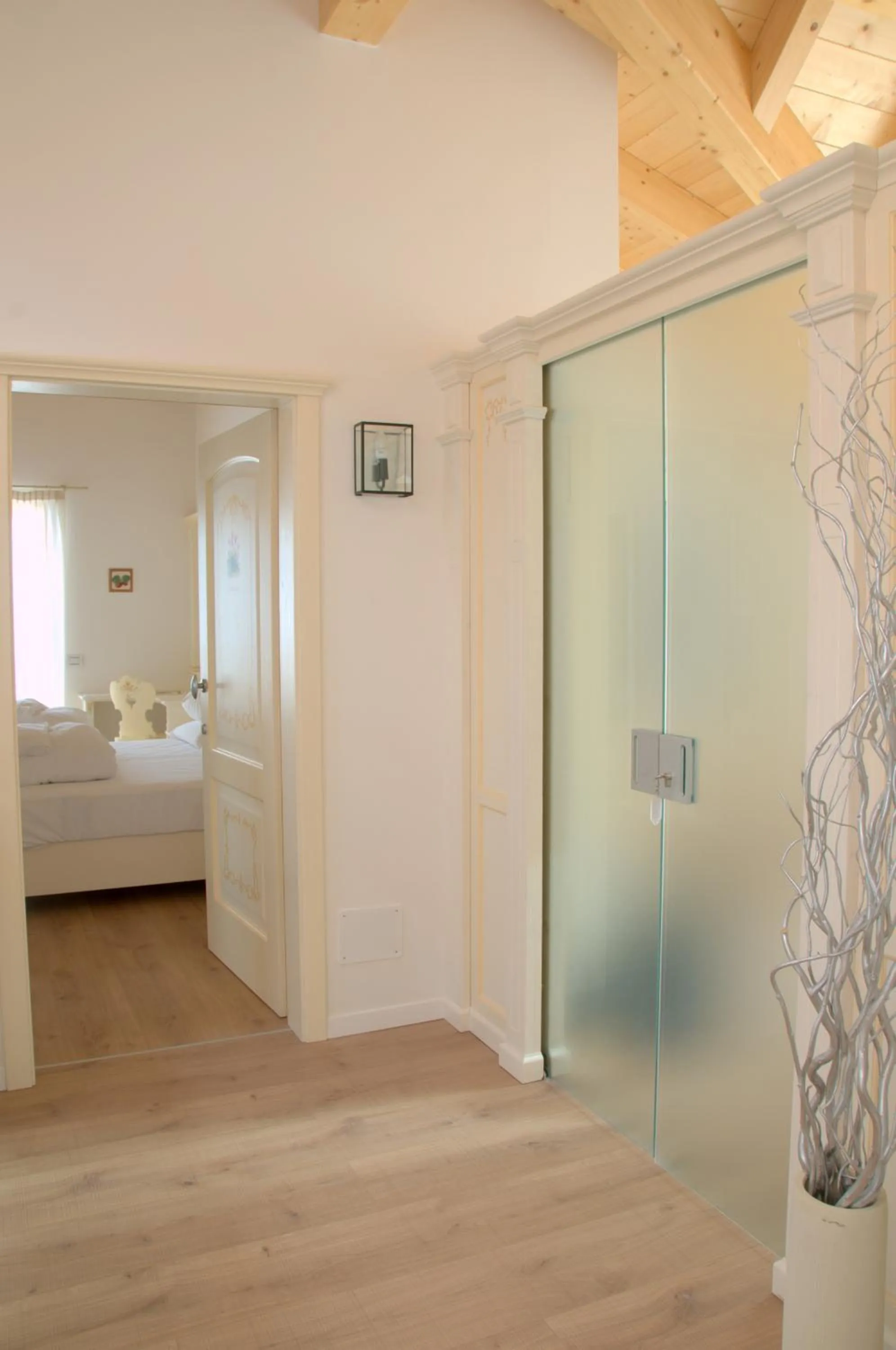 Decorative detail, Bed in Relais Fior di Bosco