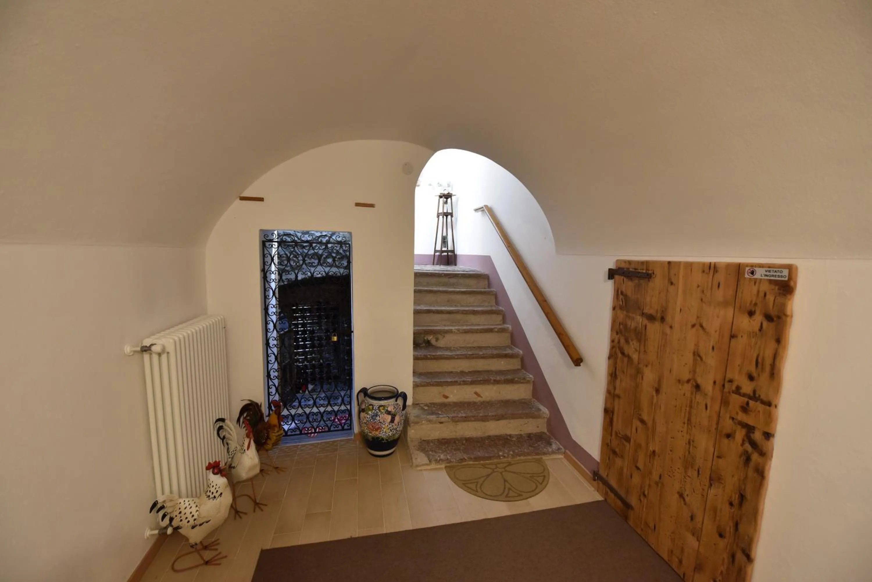 Facade/entrance in Alla Regia