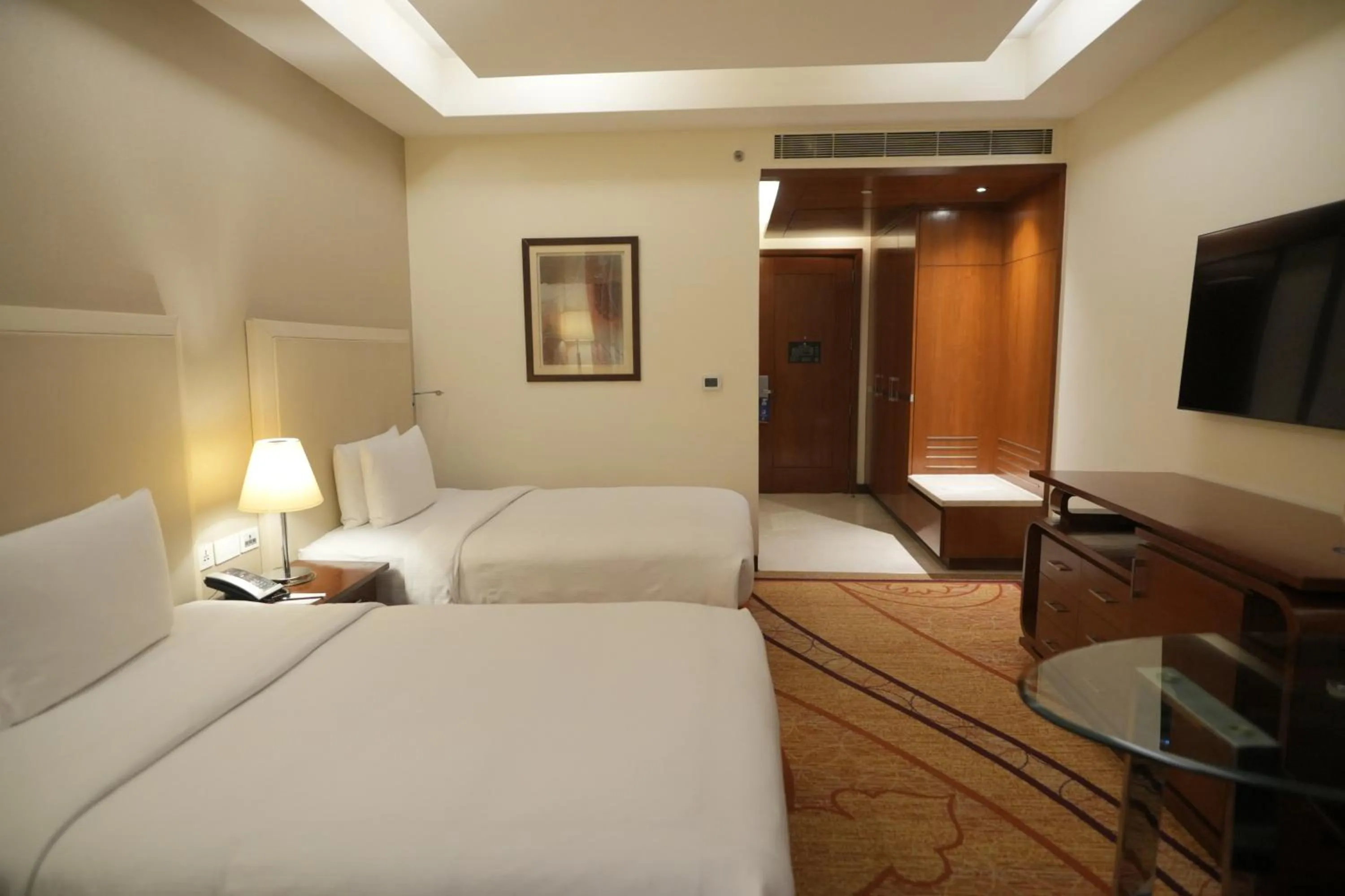 Bed in DoubleTree by Hilton Gurgaon New Delhi NCR