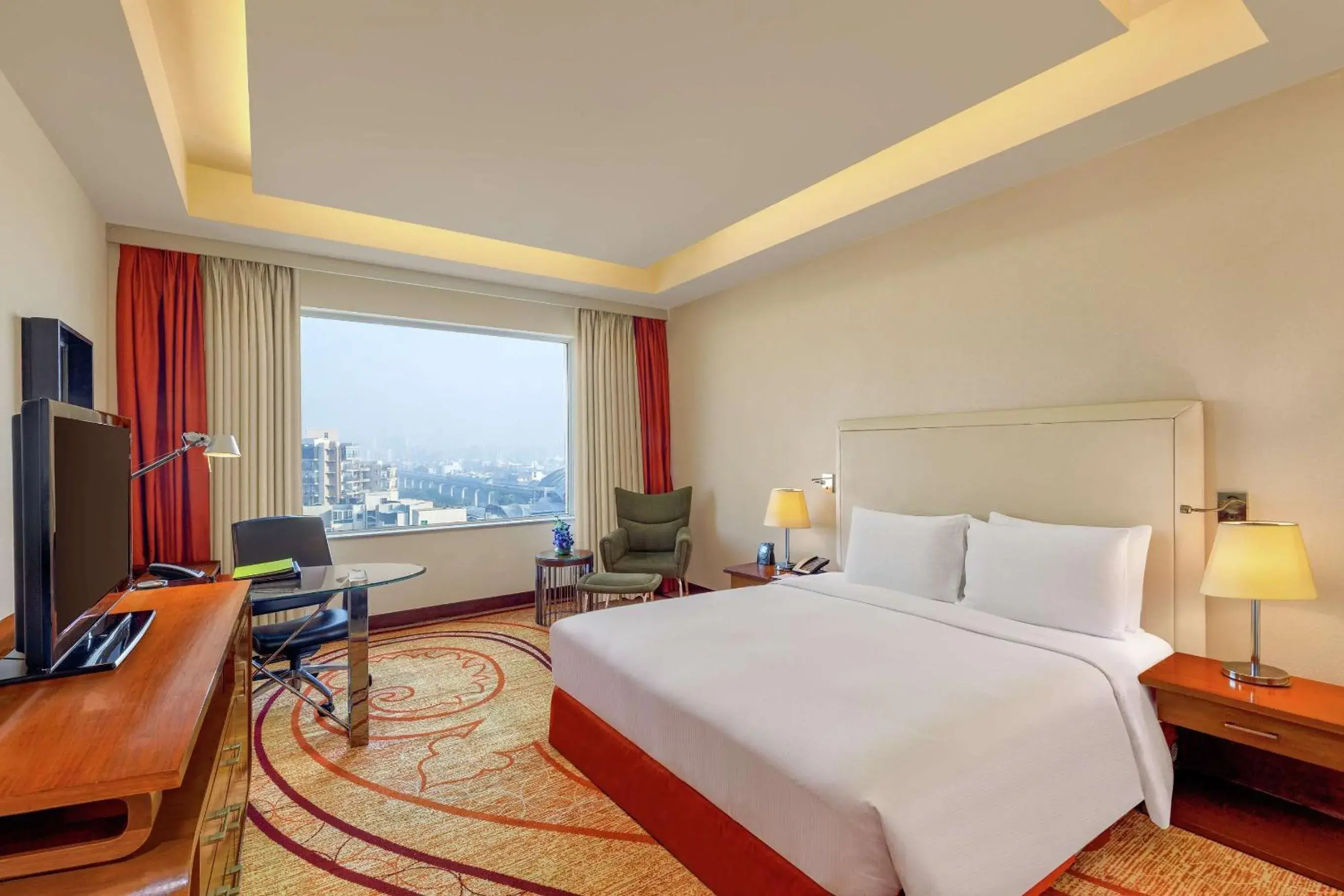 Premium King Room - single occupancy in DoubleTree by Hilton Gurgaon New Delhi NCR Premium King Room - single occupancy in DoubleTree by Hilton Gurgaon New Delhi NCR