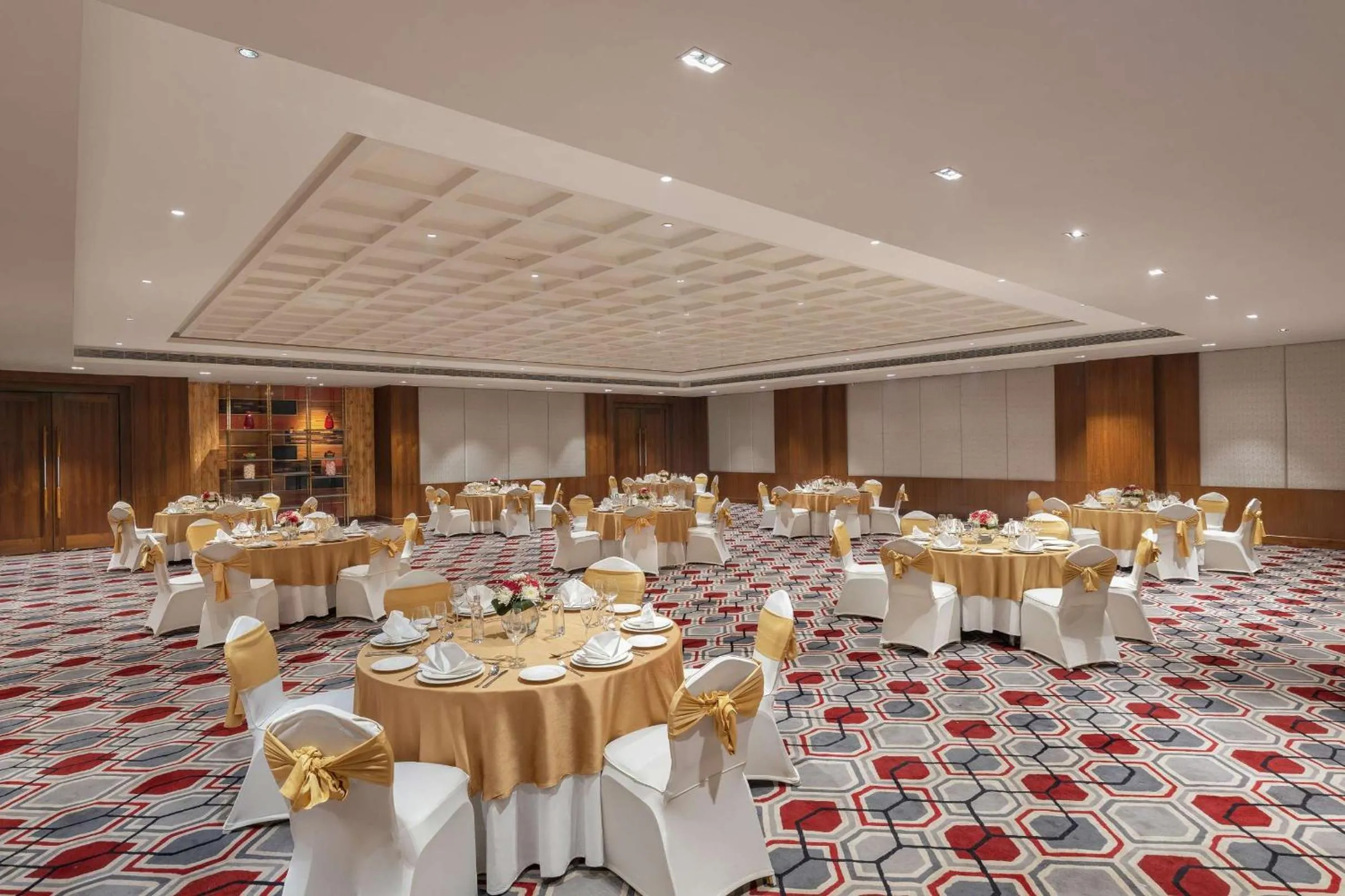 Dining area in DoubleTree by Hilton Gurgaon New Delhi NCR
