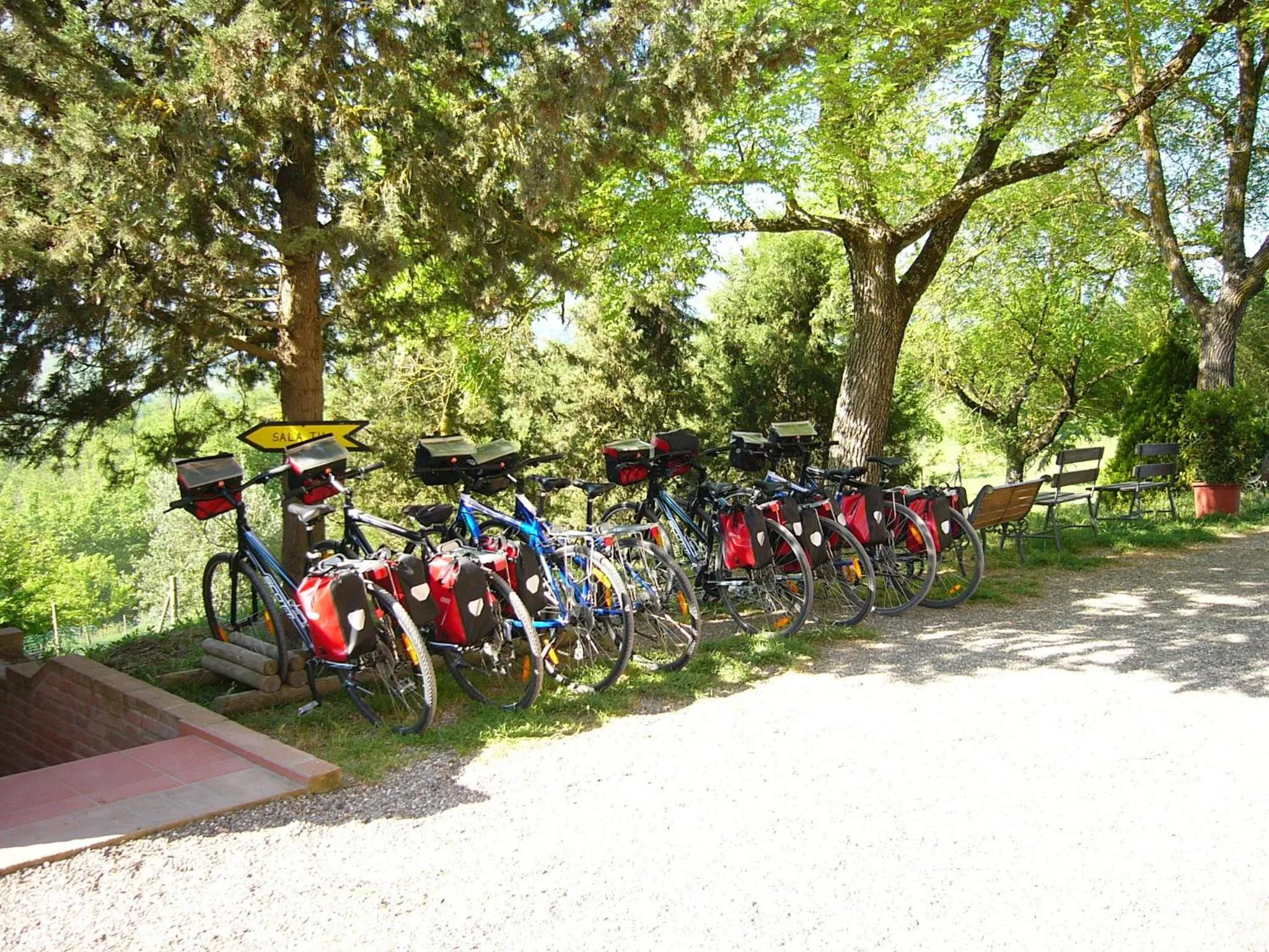 Cycling in Fattoria Pieve a Salti