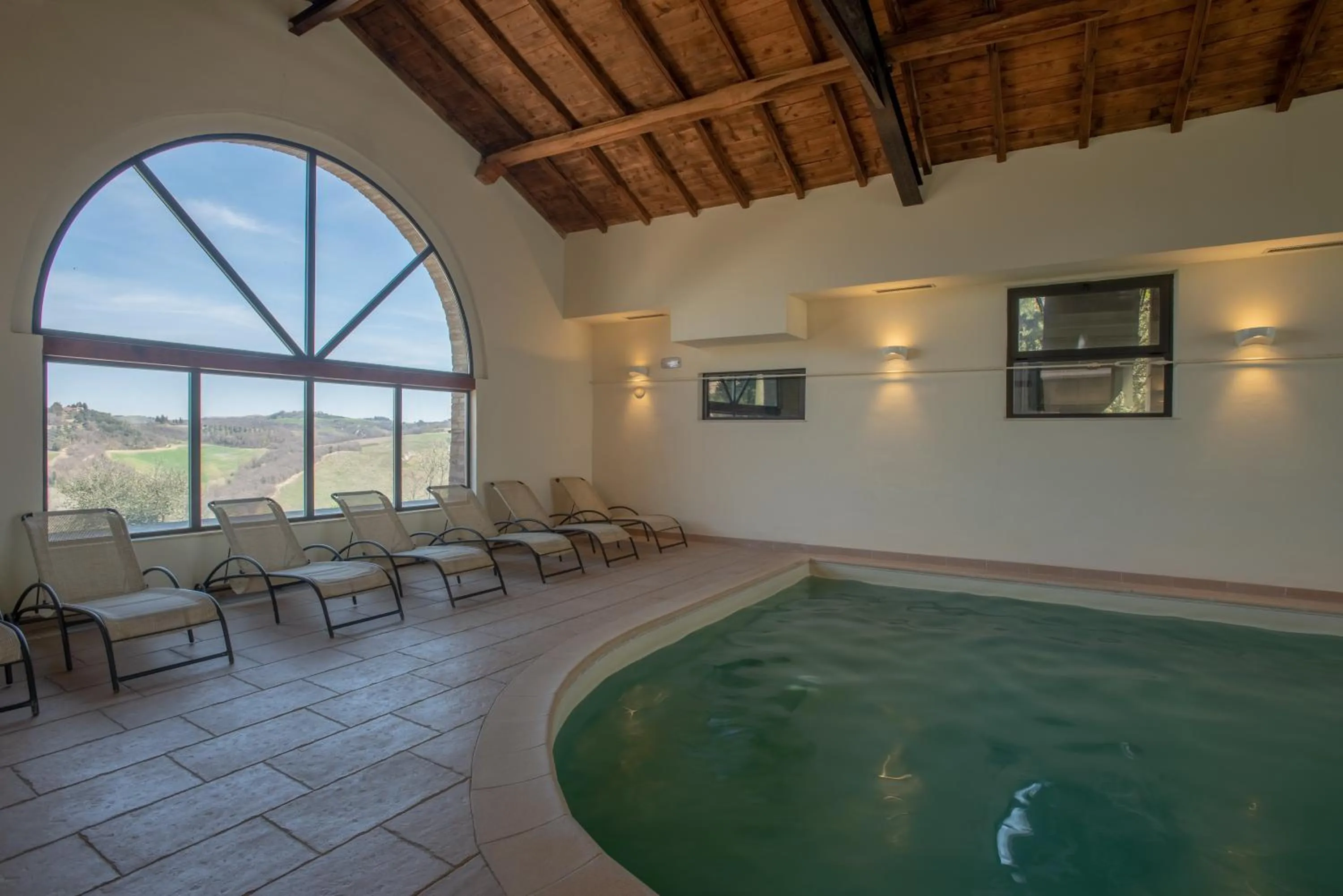 Swimming pool in Fattoria Pieve a Salti