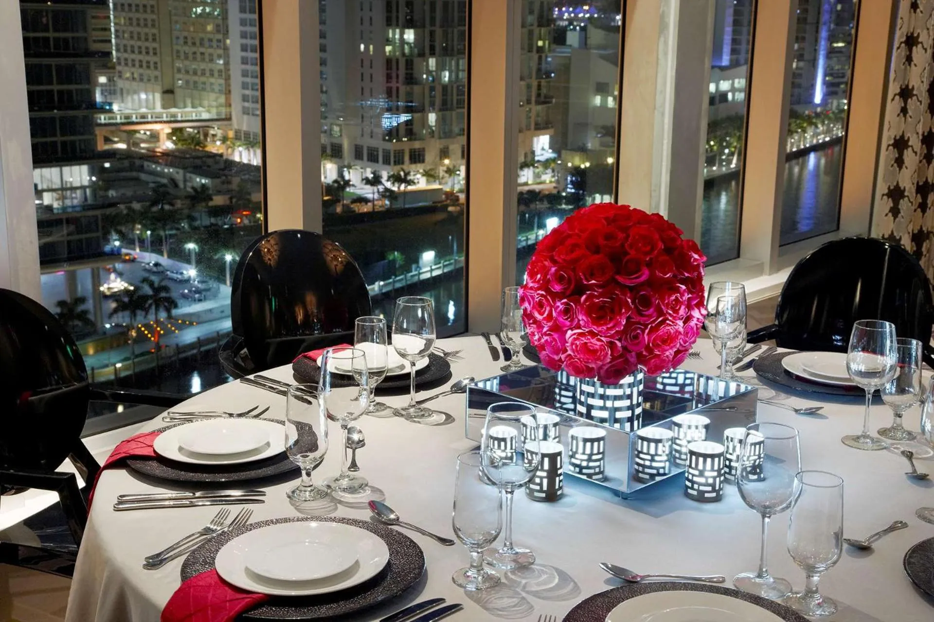 Restaurant/places to eat in ICON Brickell residences