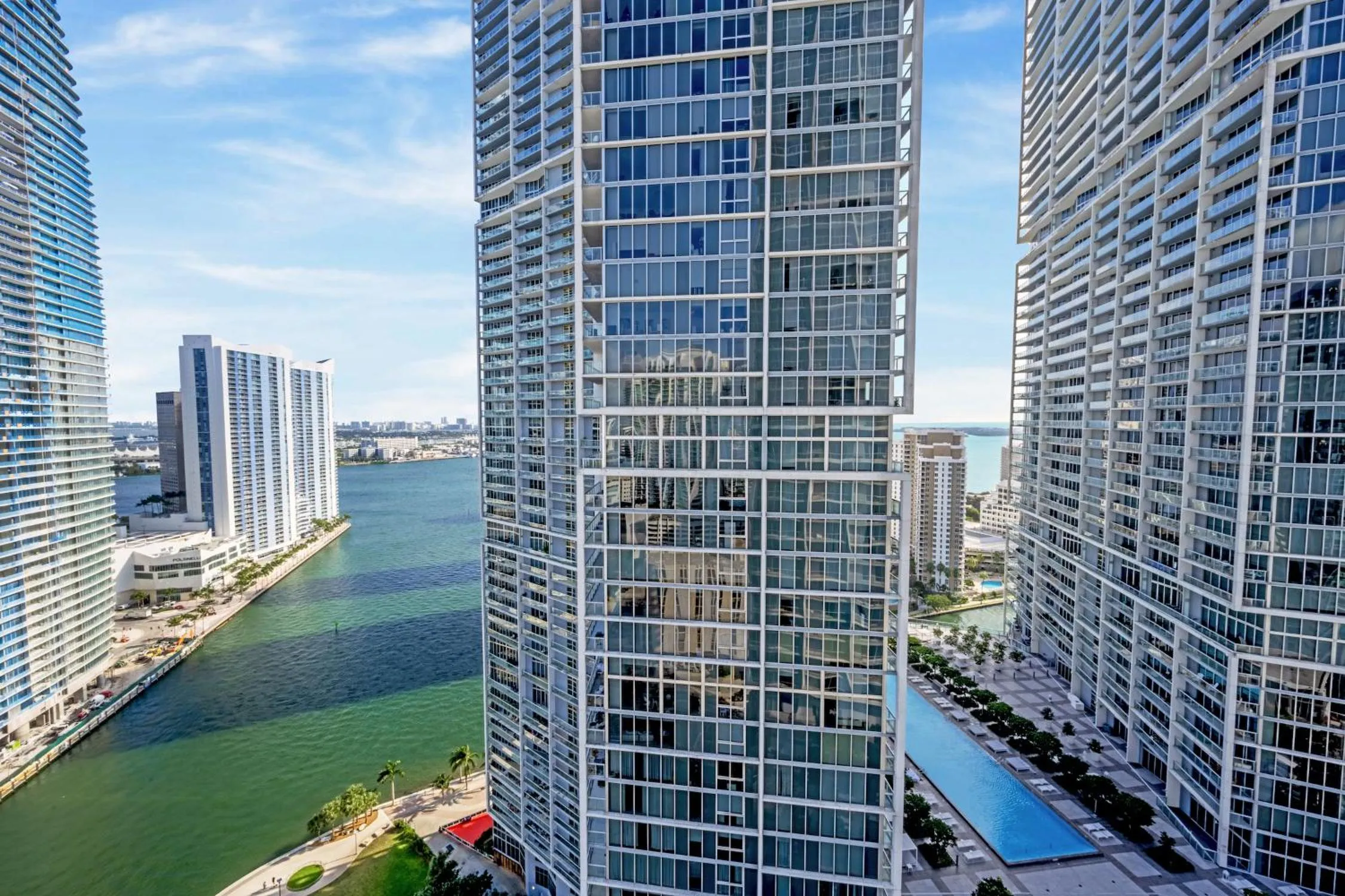 City view in ICON Brickell residences
