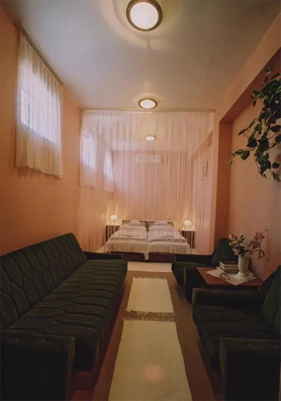 Photo of the whole room, Bed in Hotel Uno