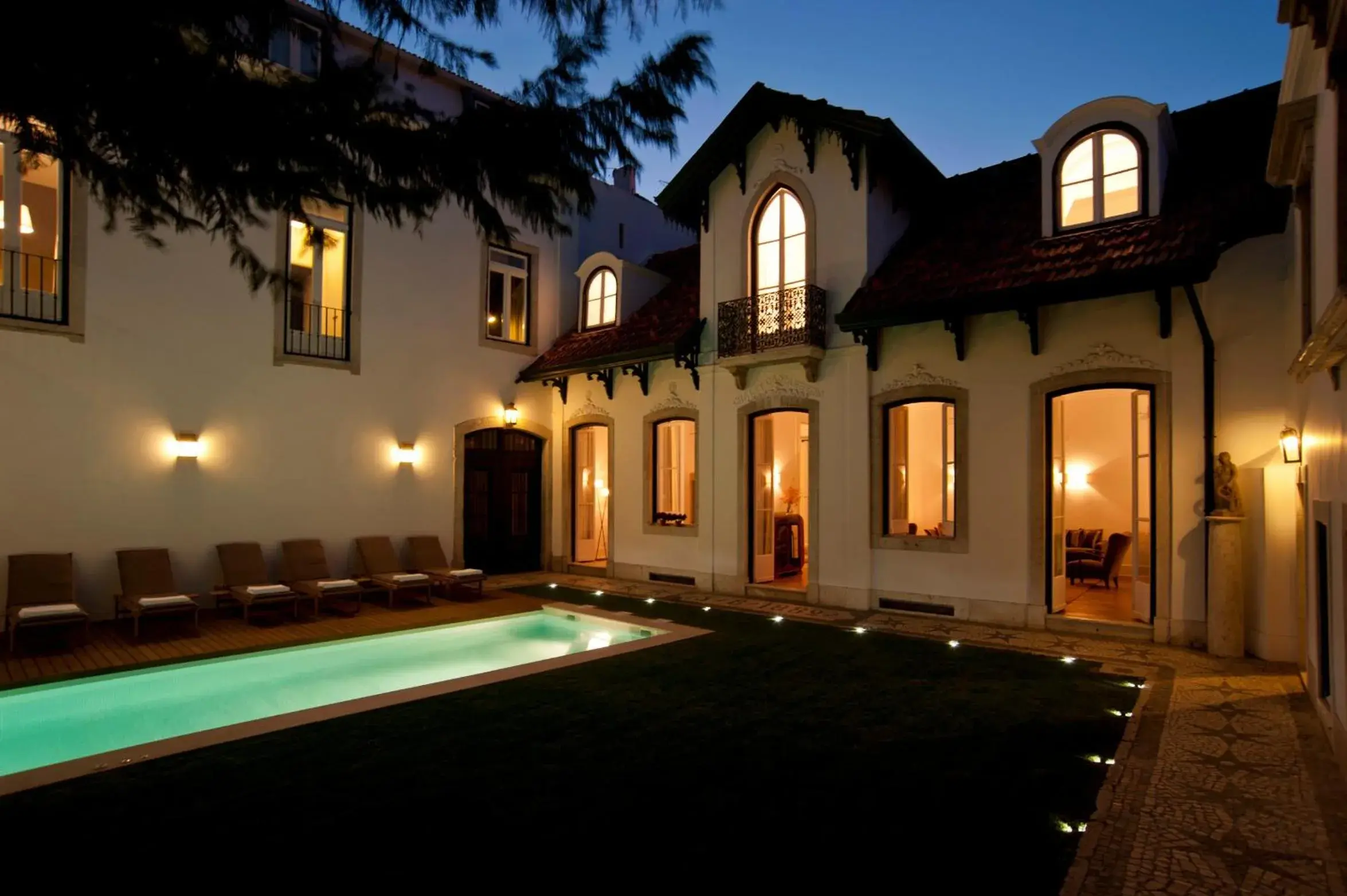 Facade/entrance in Casa Balthazar Facade/entrance in Casa Balthazar