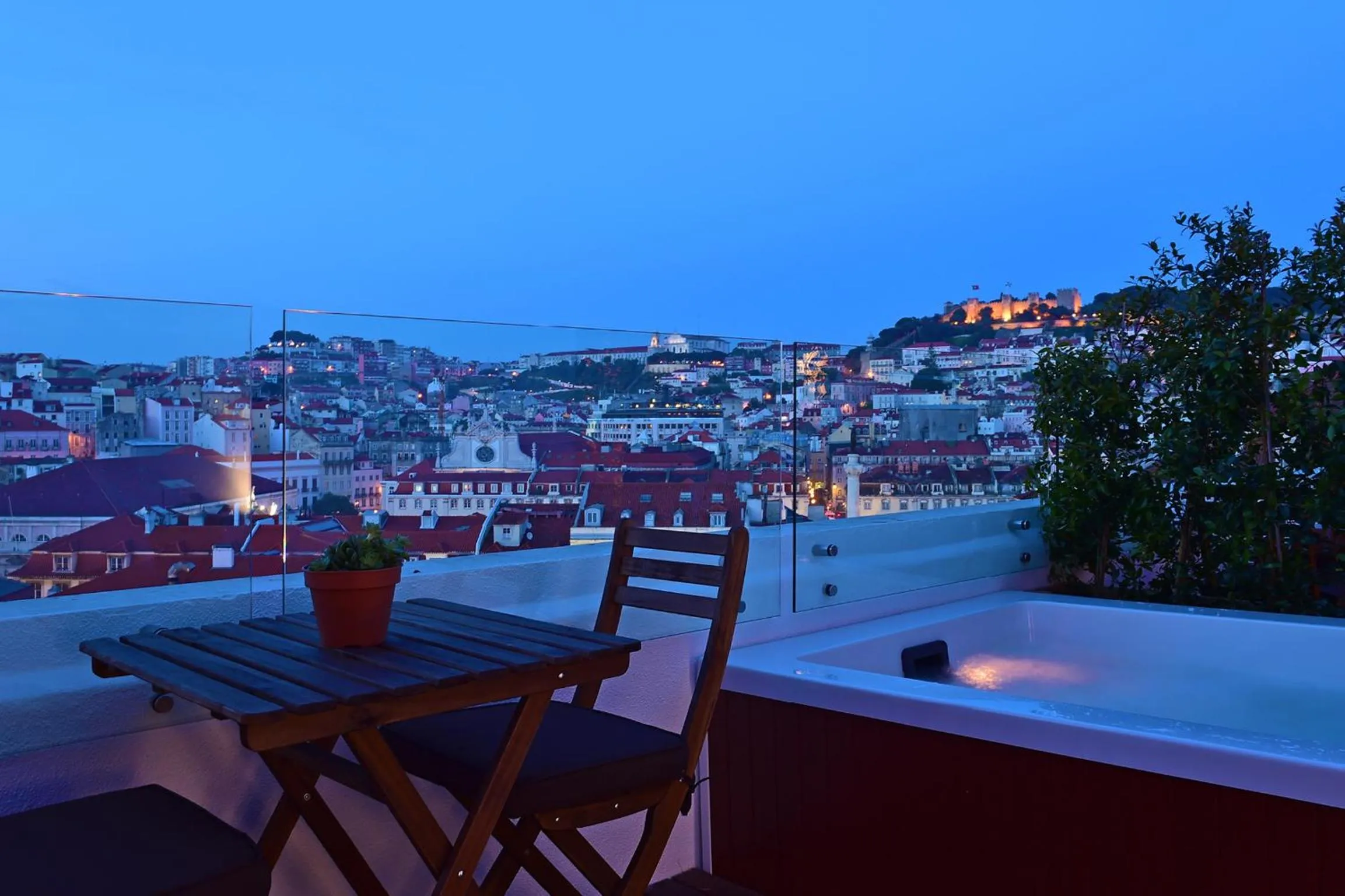 Night in Casa Balthazar