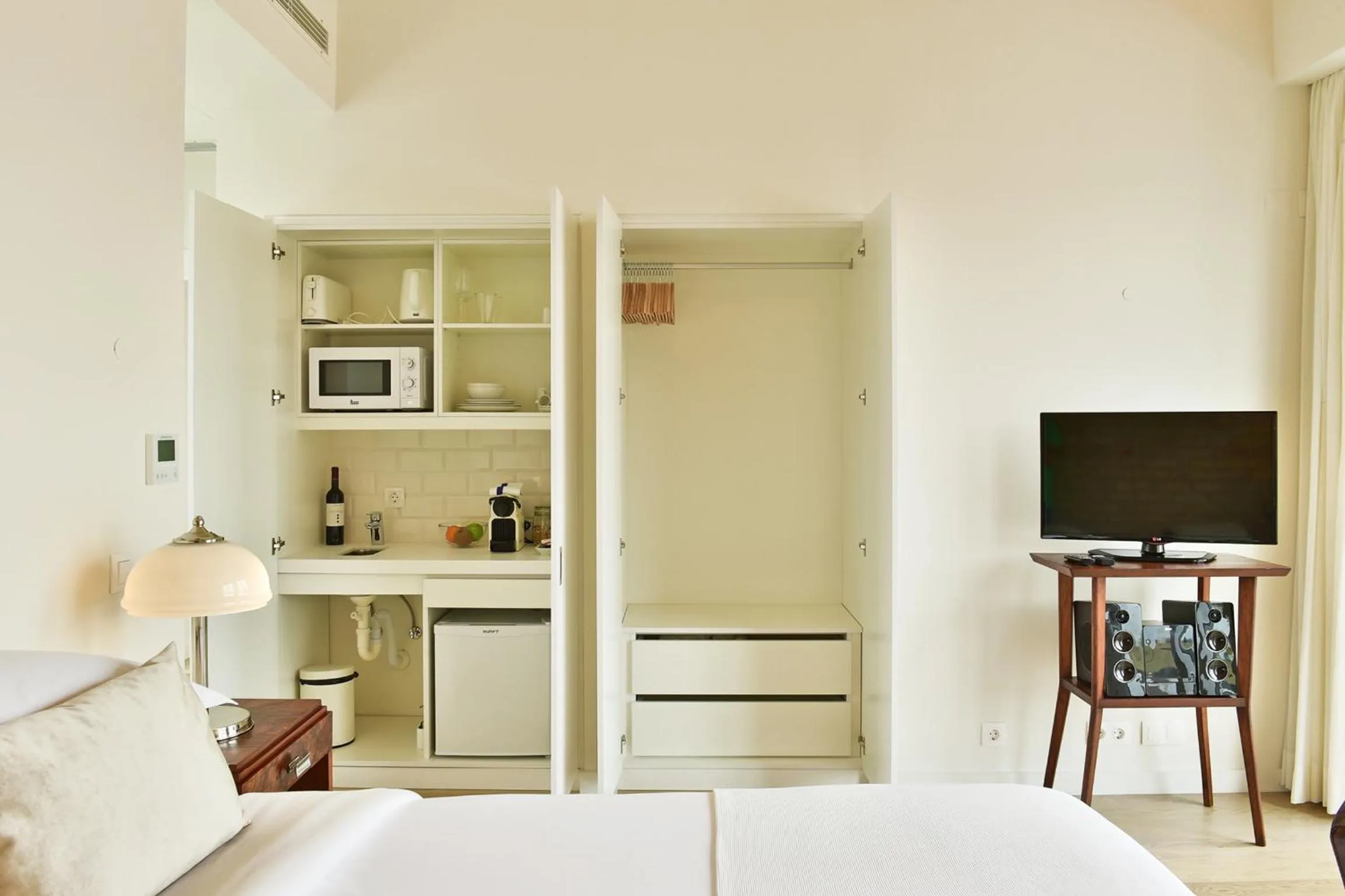 Decorative detail, Bed in Casa Balthazar