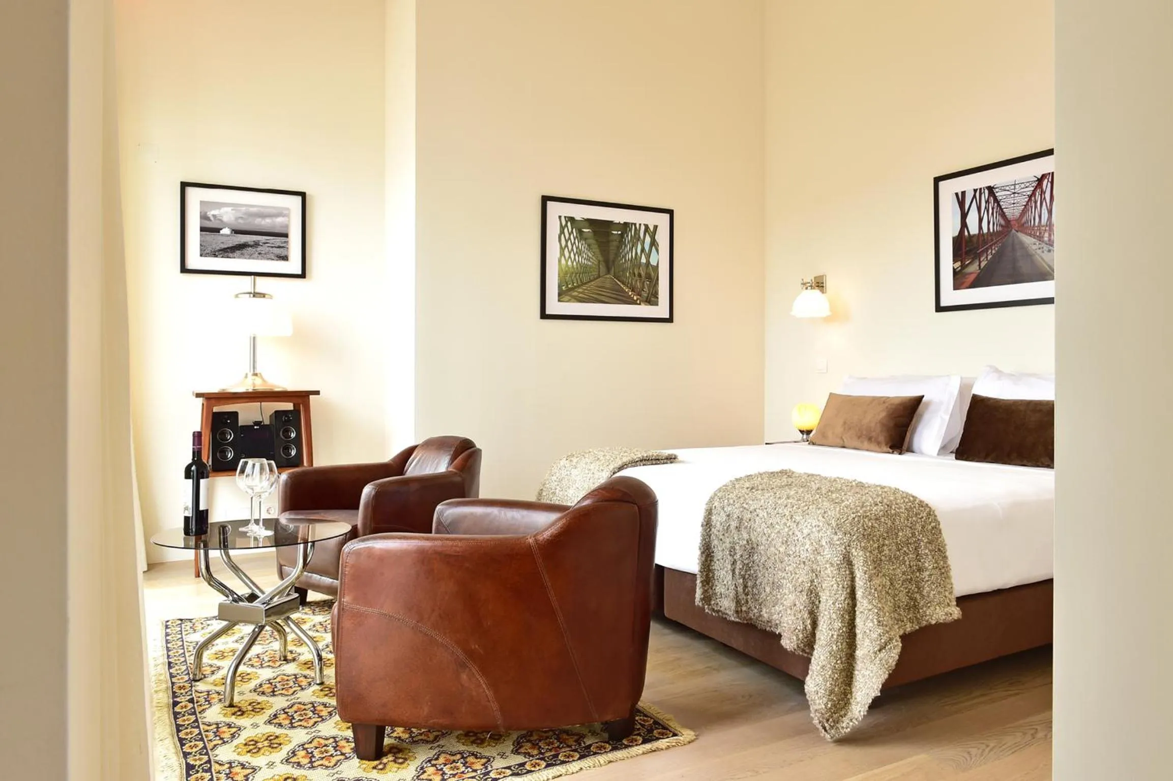 Photo of the whole room, Bed in Casa Balthazar