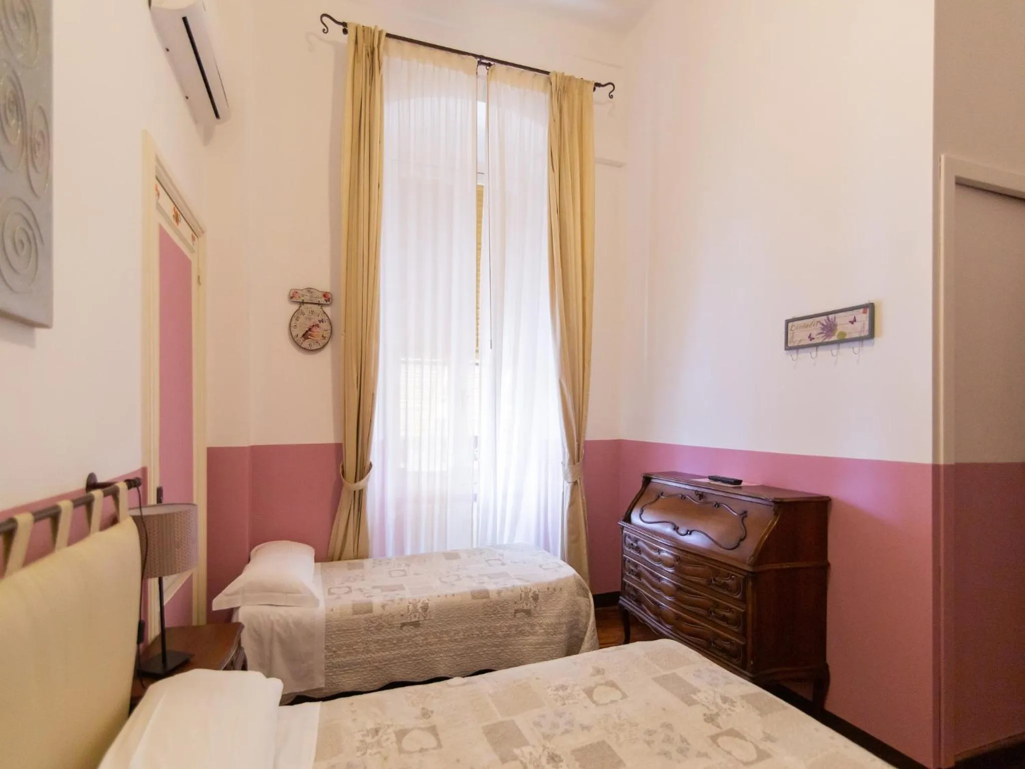 Bedroom, Bed in Hotel Portofino