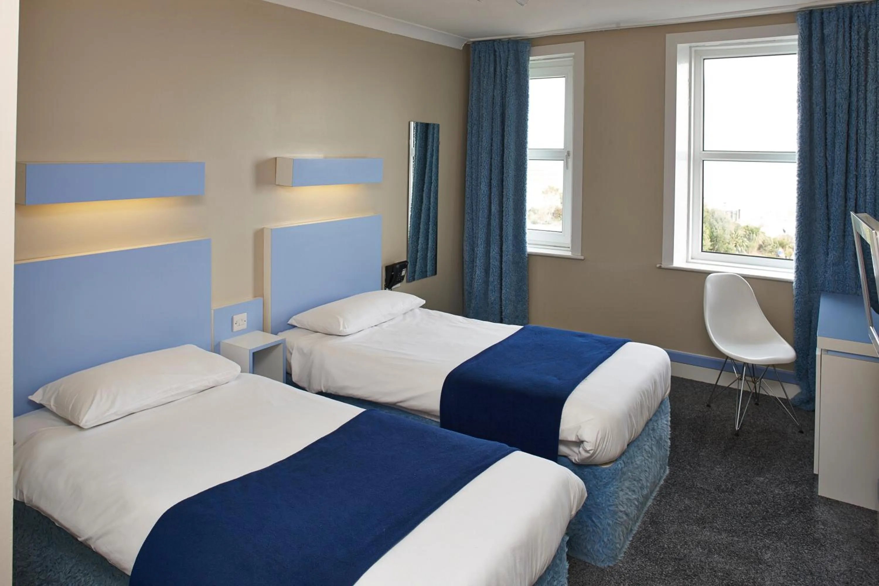 Bed in Citrus Hotel Eastbourne by Compass Hospitality