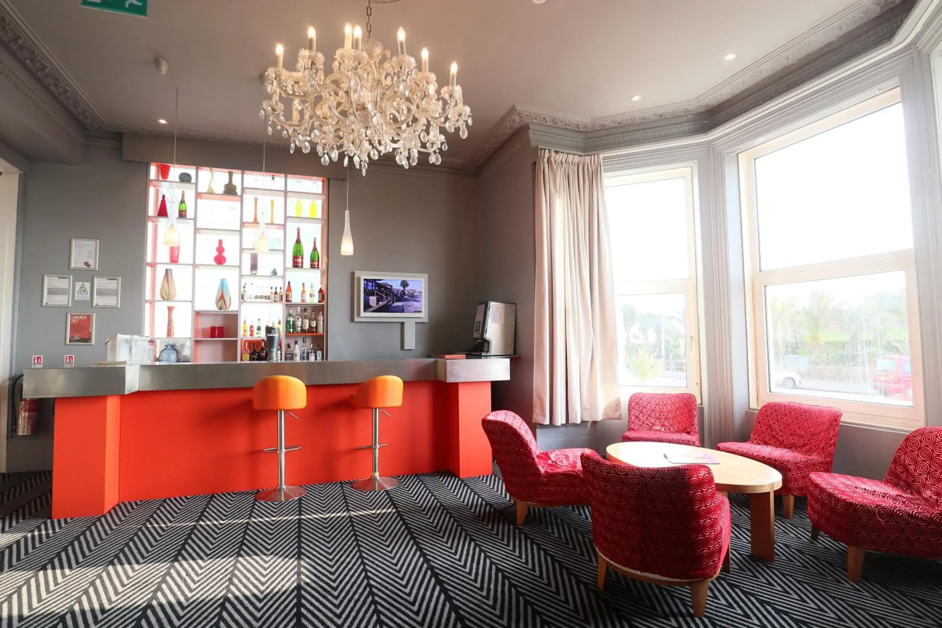 Lounge or bar in Citrus Hotel Eastbourne by Compass Hospitality