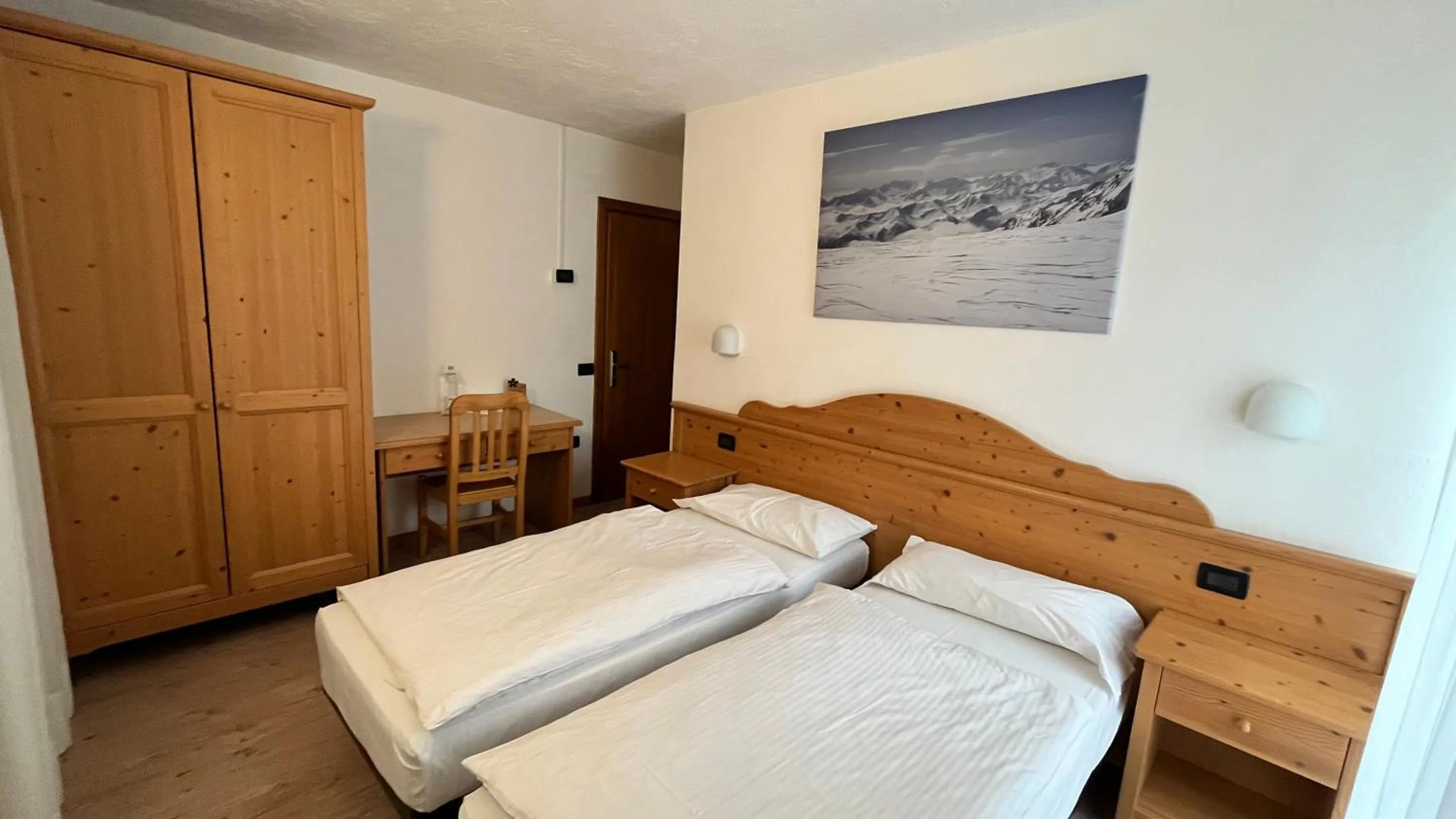 Bed in Hotel Zanella