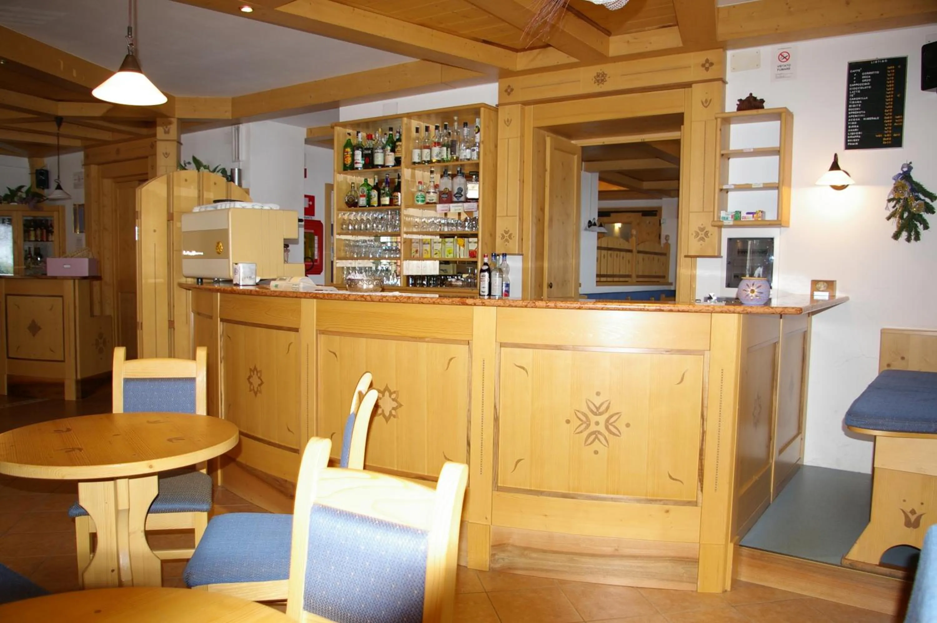 Lounge or bar in Hotel Zanella