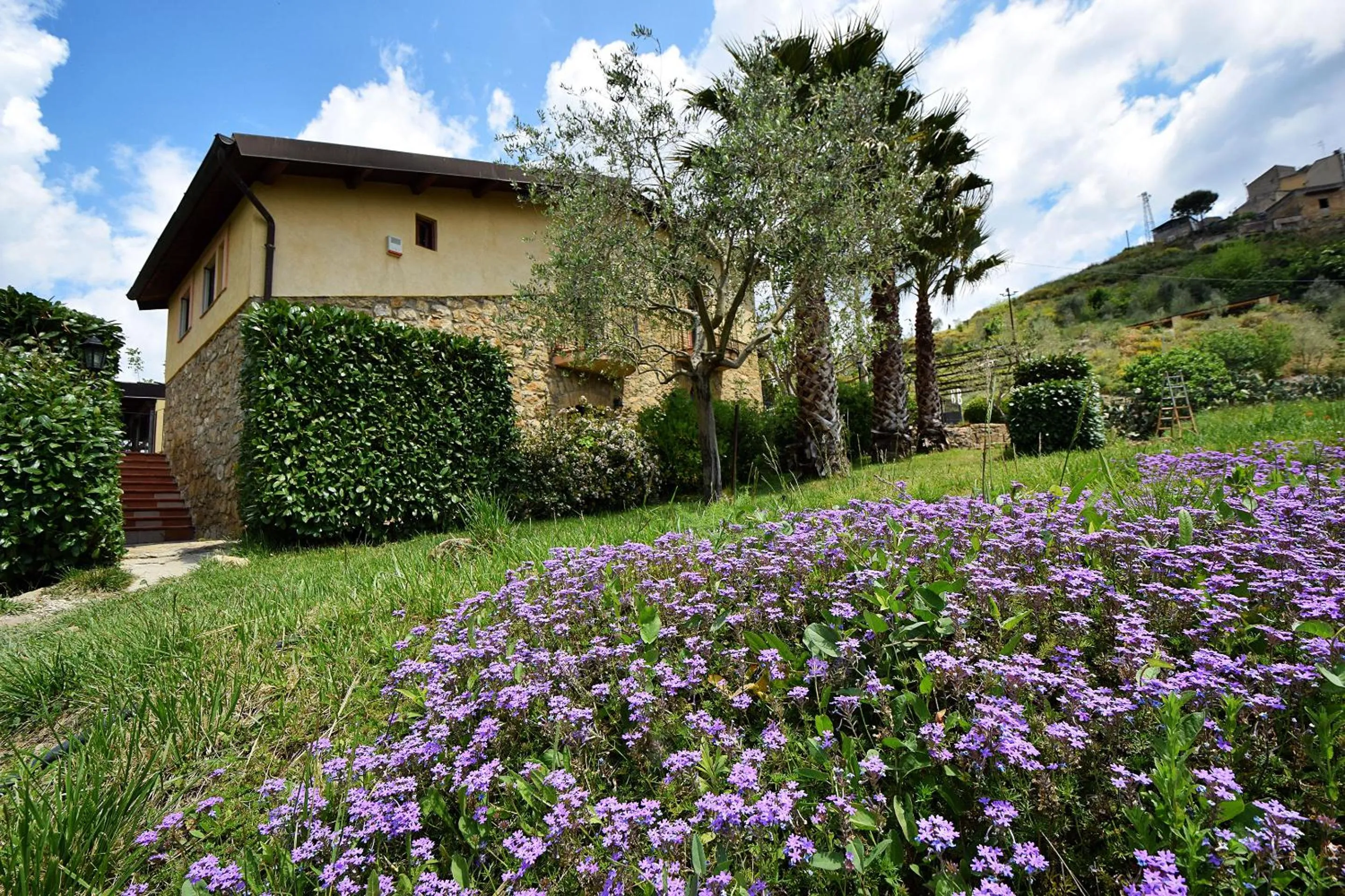Facade/entrance in Giucalem La Casa Negli Orti