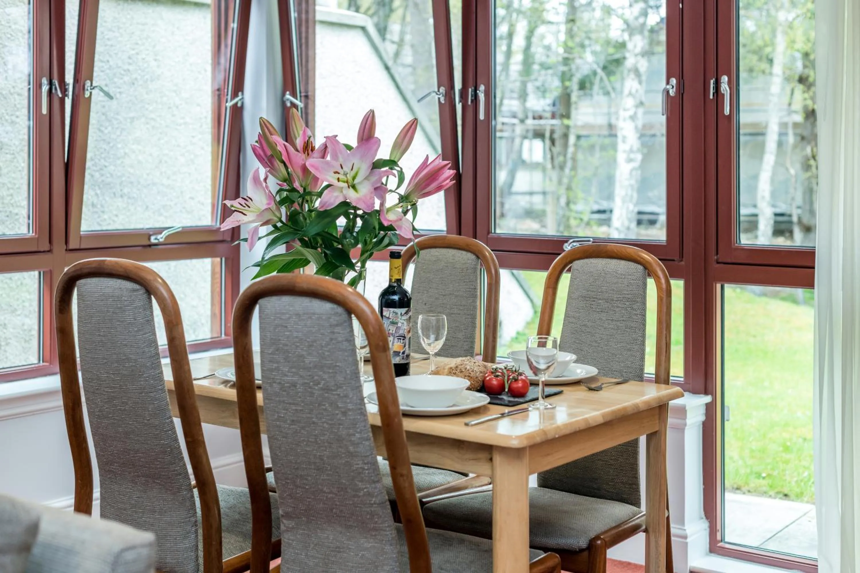 Dining area in High Range Lodge Hotel