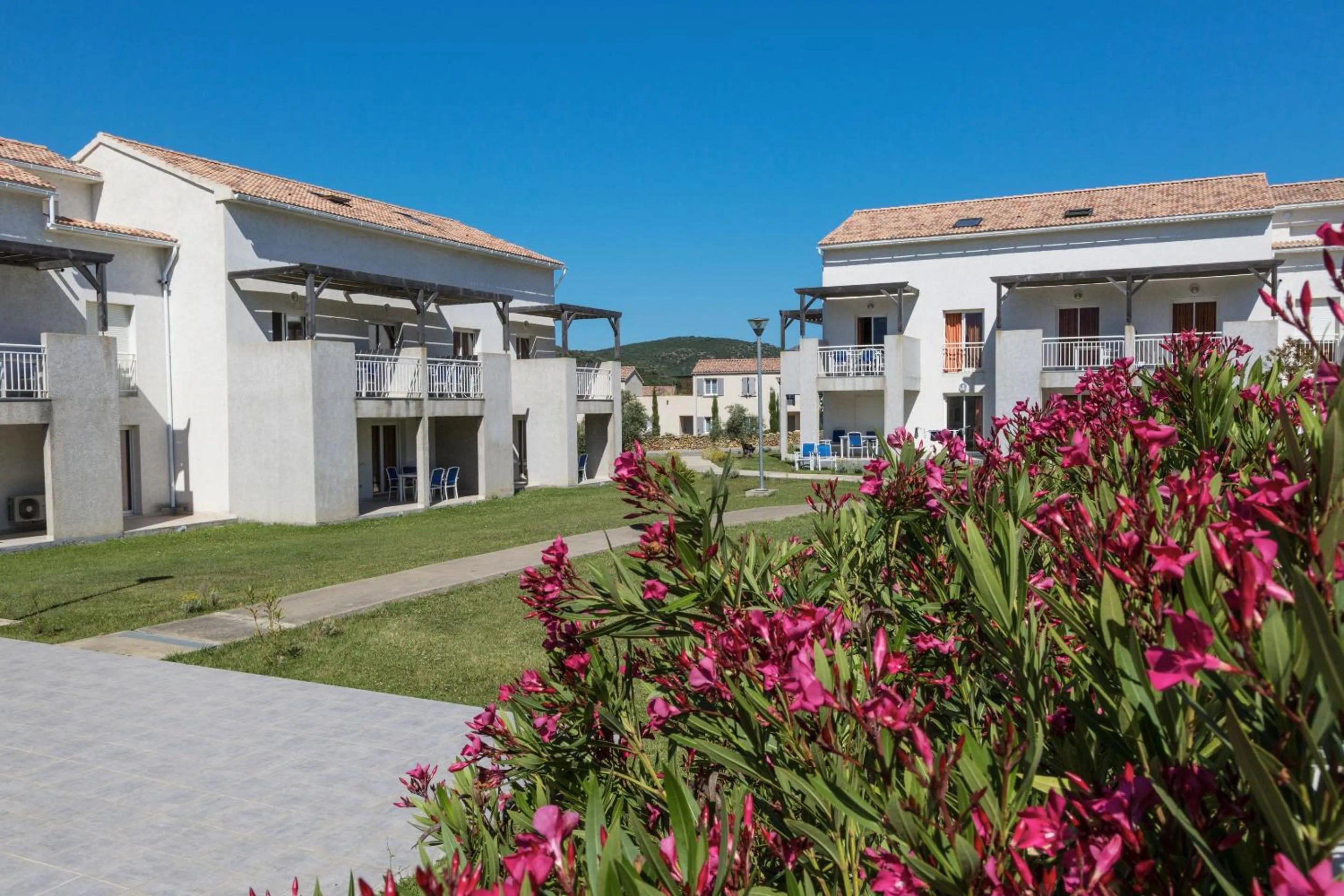Garden view in Résidence Odalys Casa d'Orinaju