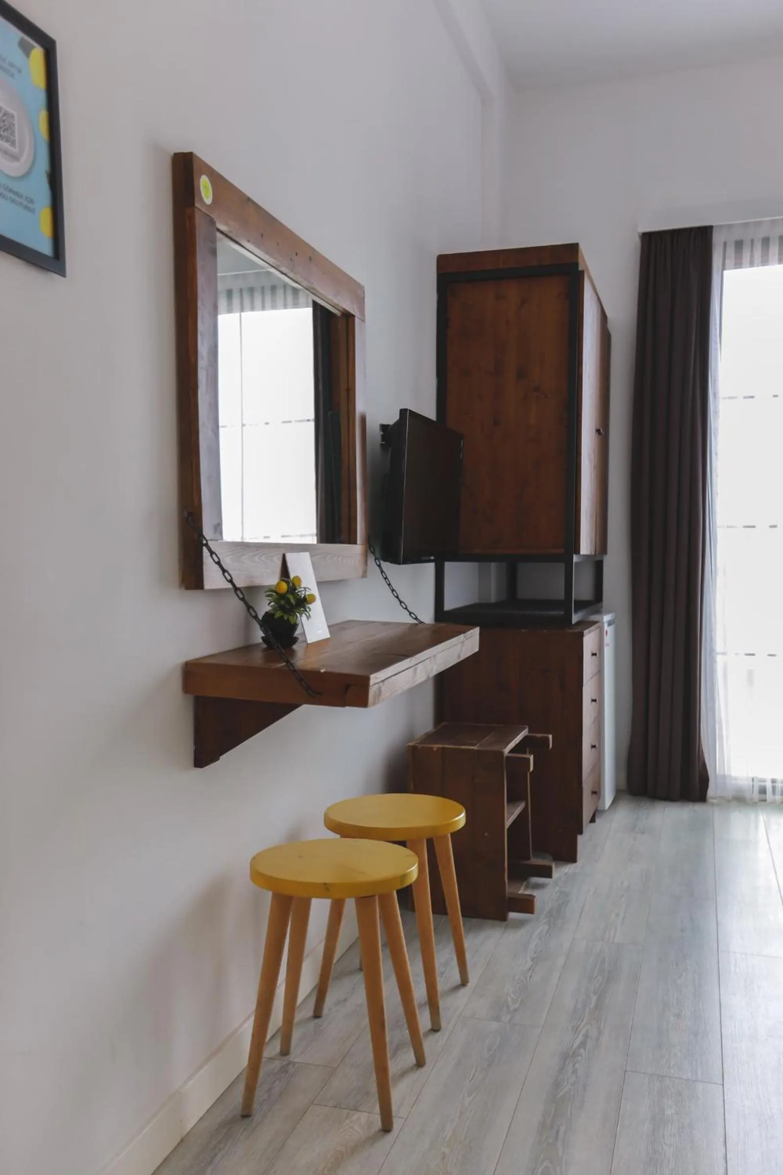 Photo of the whole room in Limon Inn Hotel, Taşucu