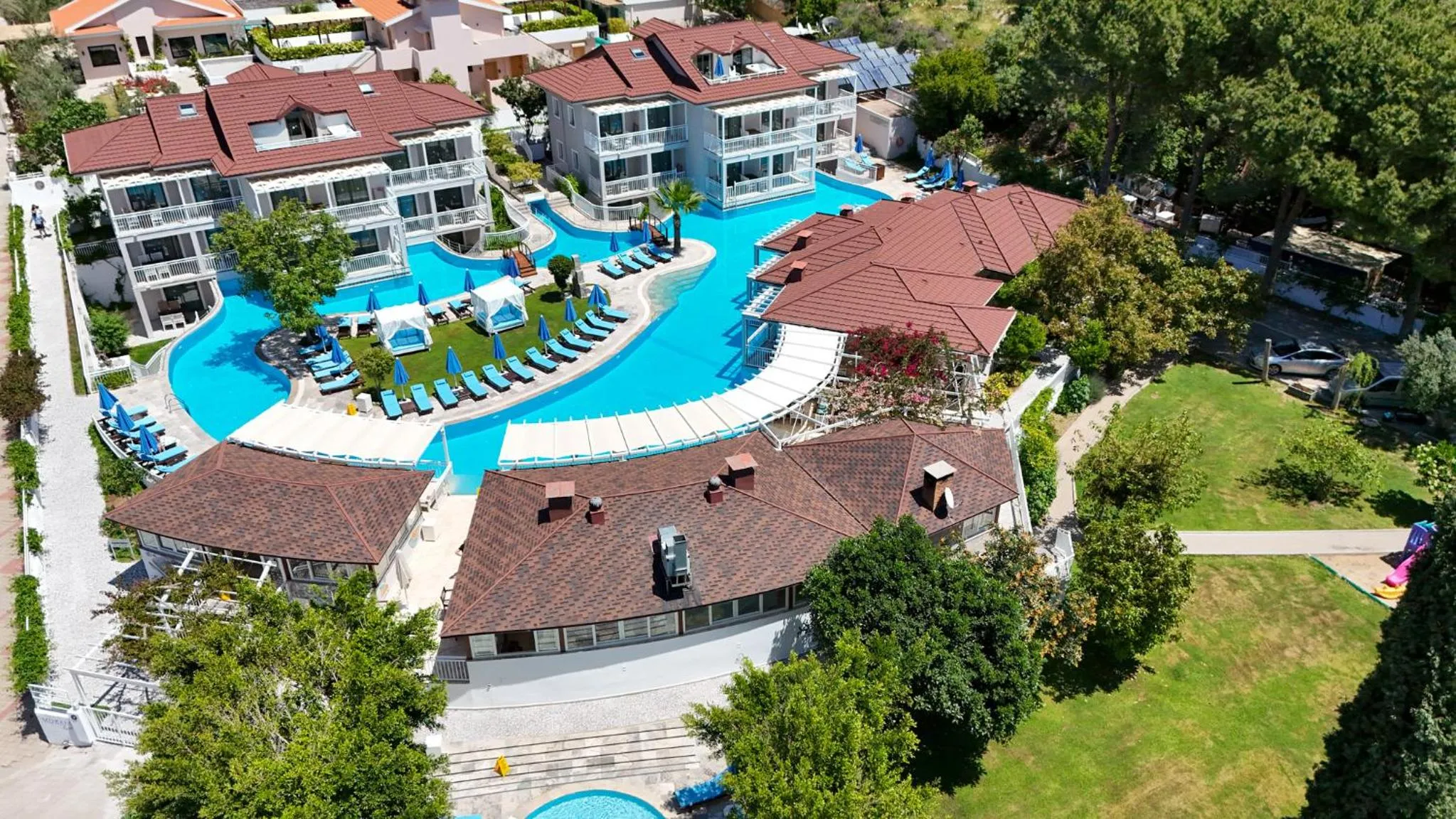 Property building in Mozaik Hotel