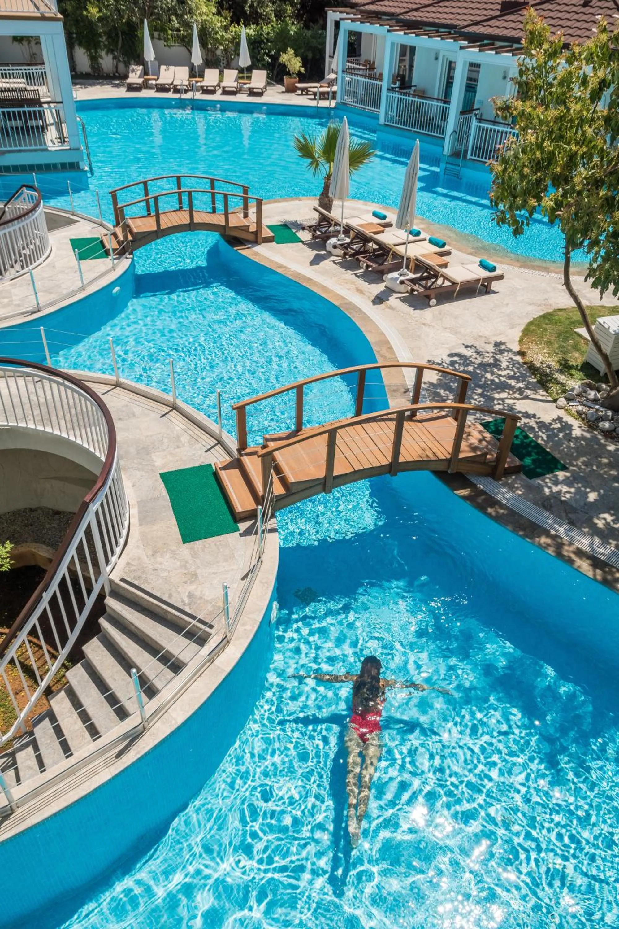 Swimming pool in Mozaik Hotel