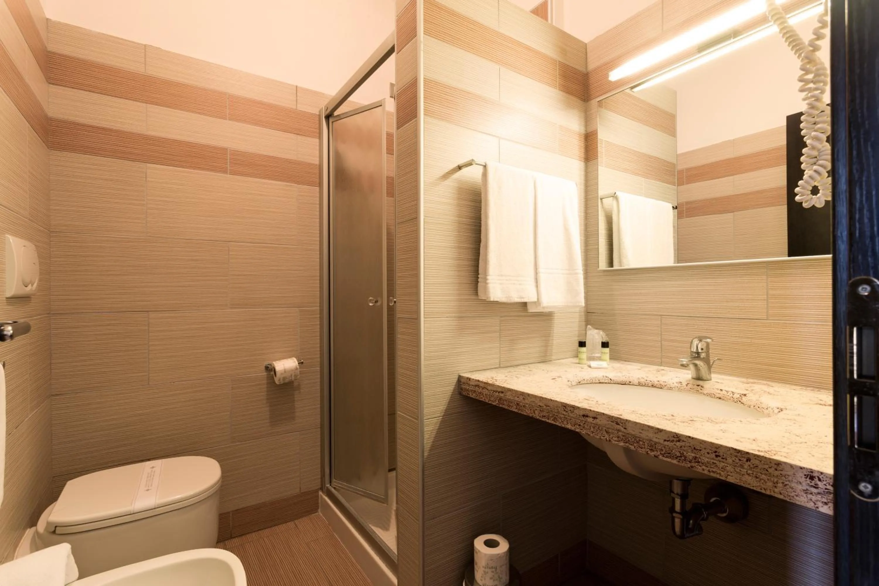 Bathroom in Easy Space