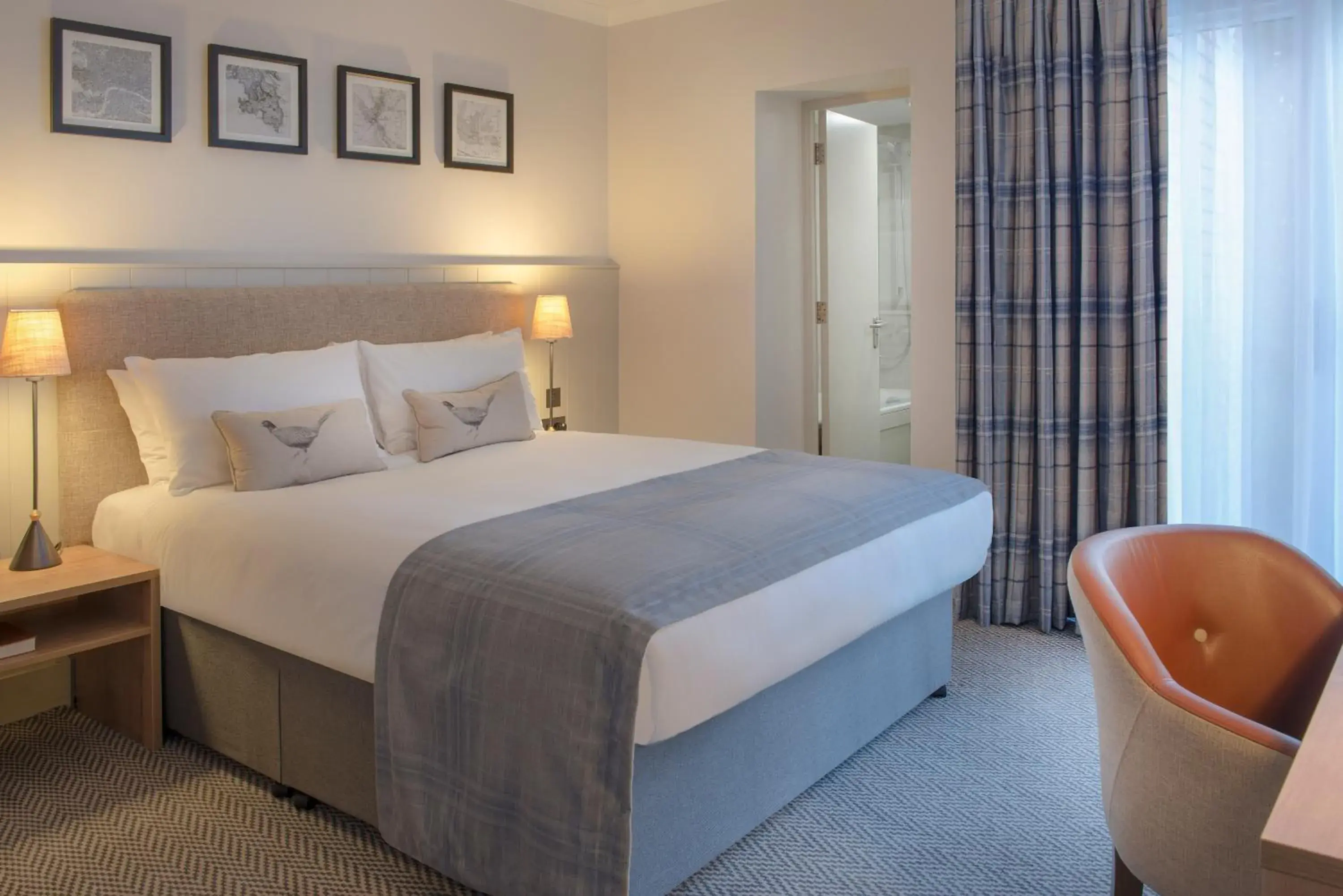 Superior Double Room with View in De Vere Latimer Estate Superior Double Room with View in De Vere Latimer Estate