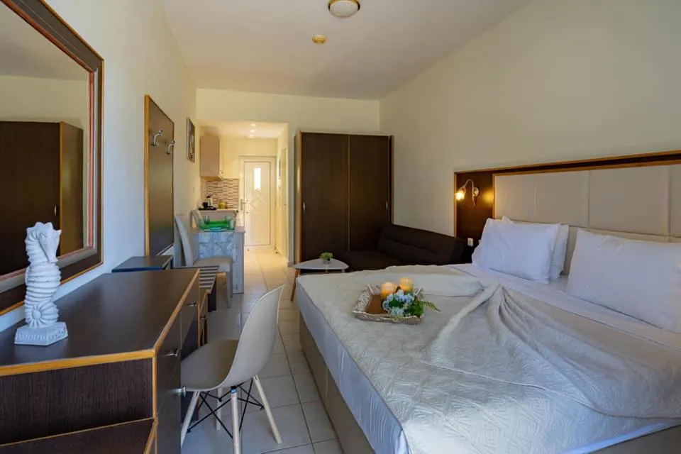 Bed in George Beach Studios