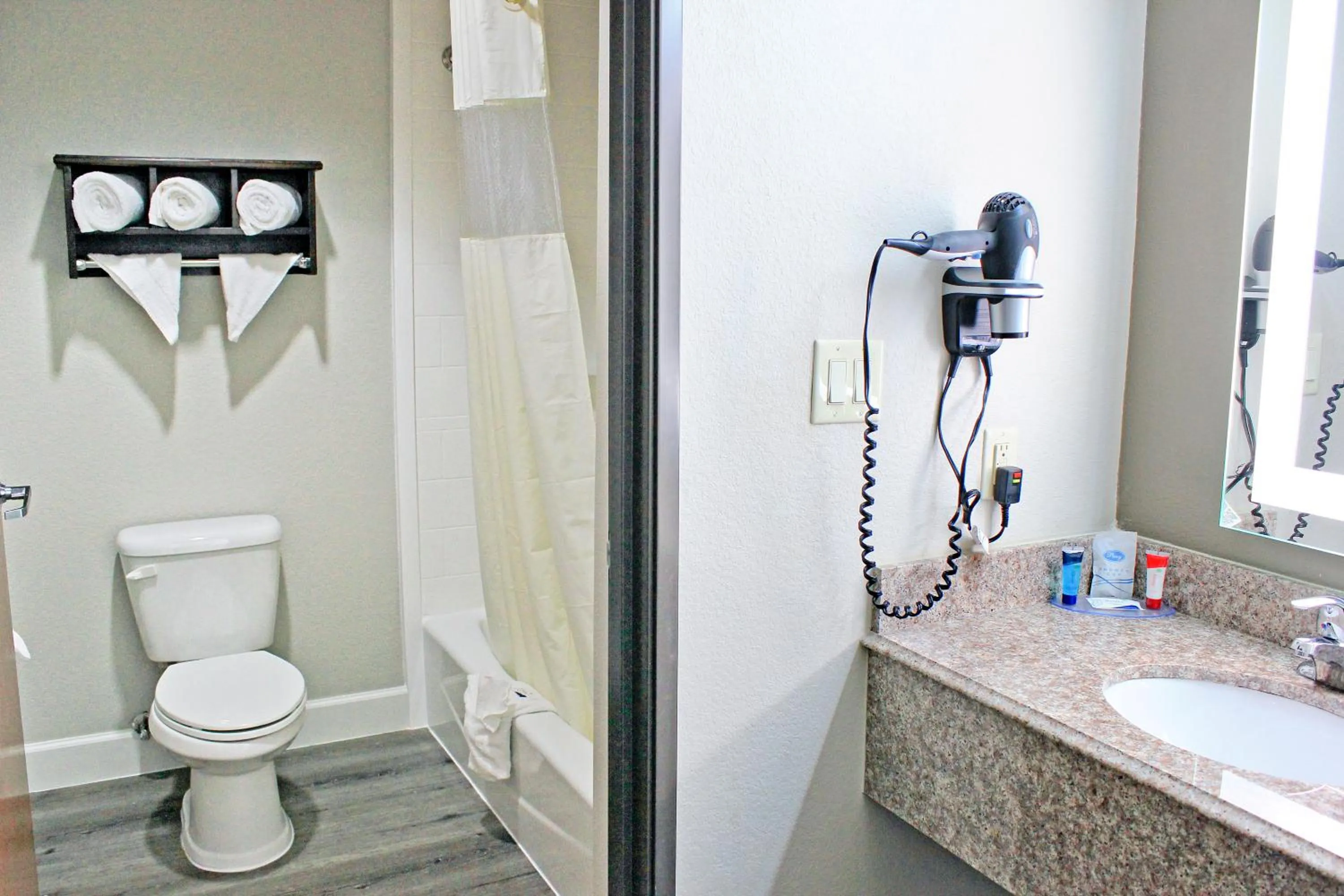 Bathroom in Palacio Royale Houston NW at Beltway 8