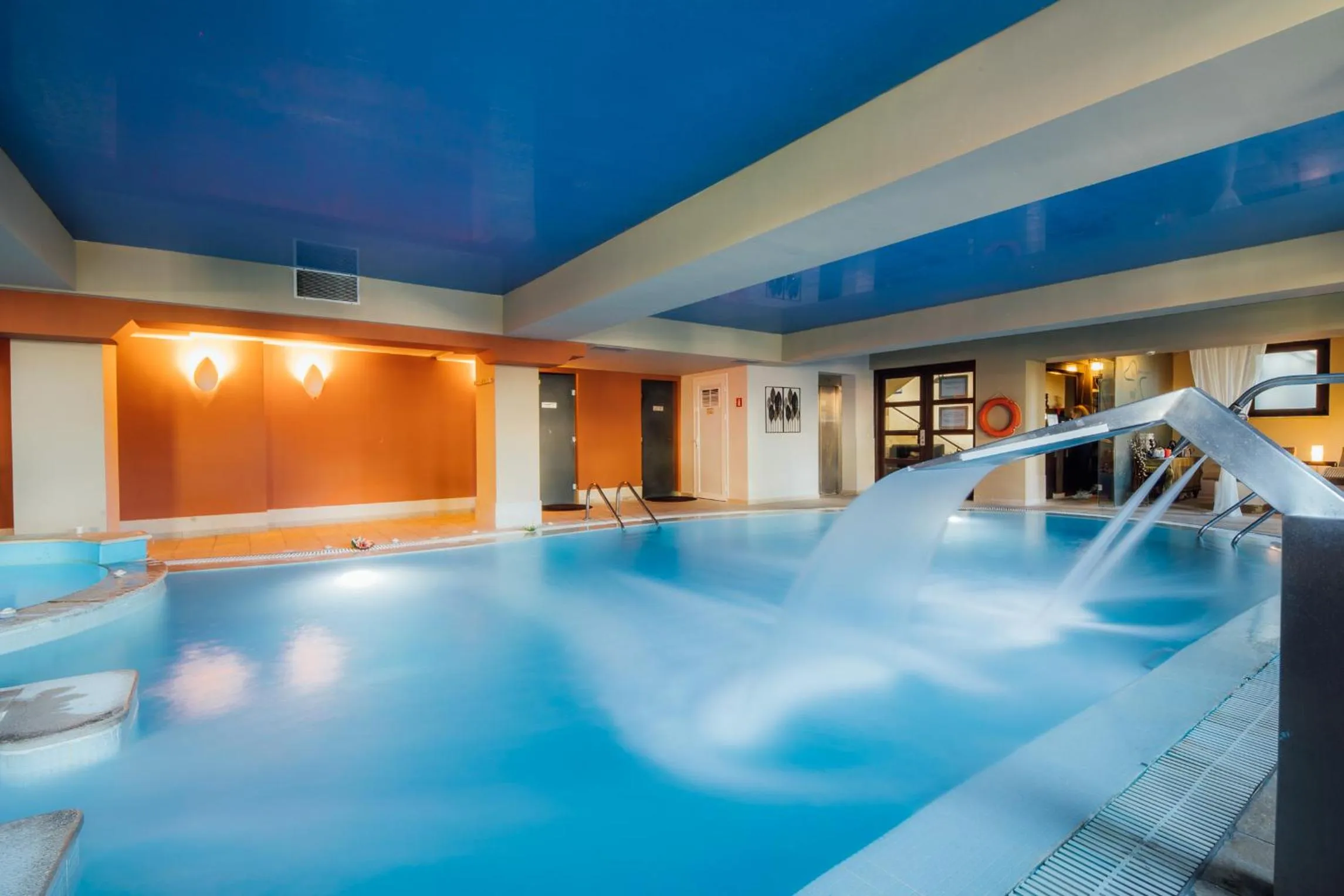 Hot Tub in Portaria Hotel