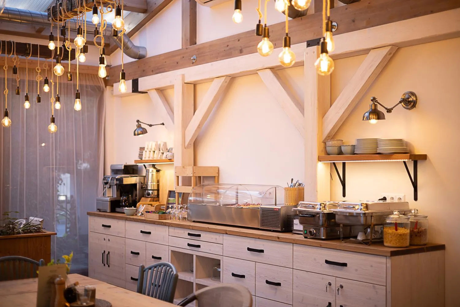 Breakfast in Hotel McLimon