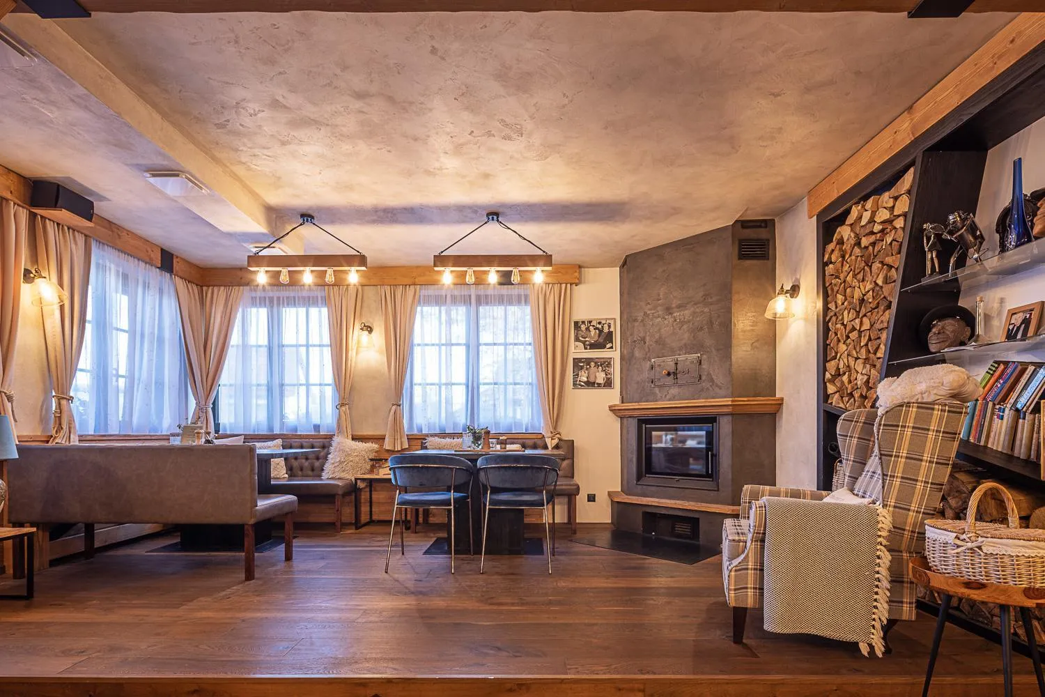 Restaurant/places to eat in Hotel McLimon