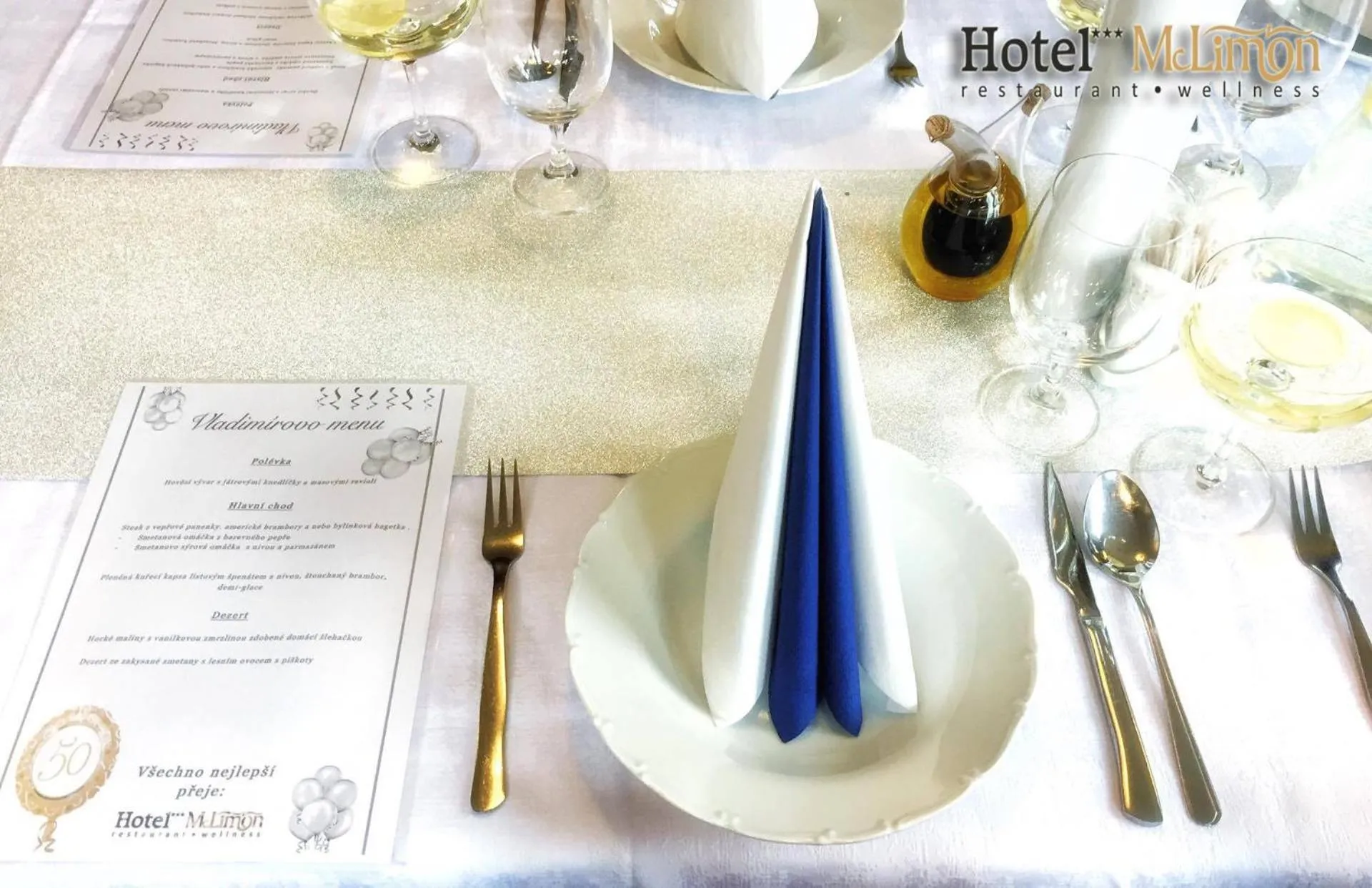 Restaurant/places to eat in Hotel McLimon